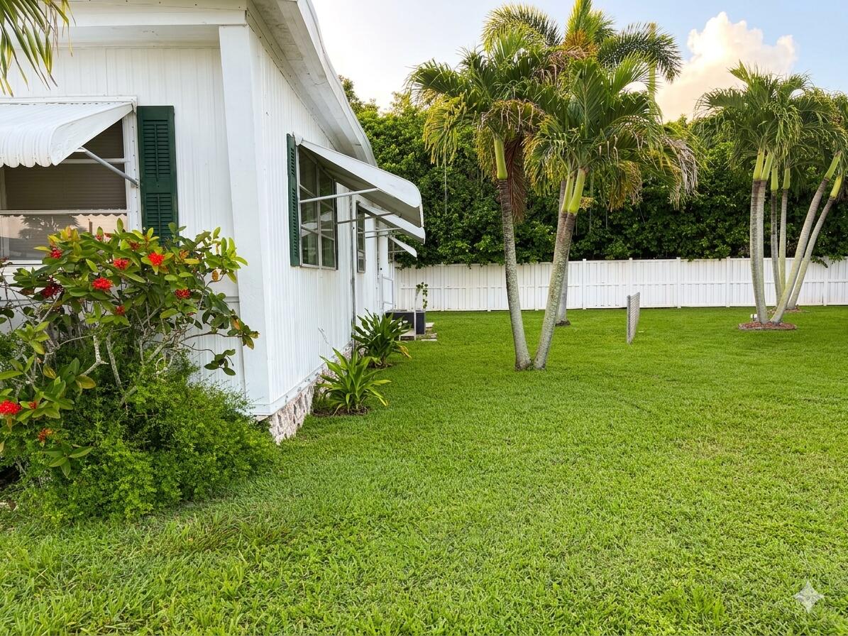 4084 Bougainvillea Road W Property Photo 2