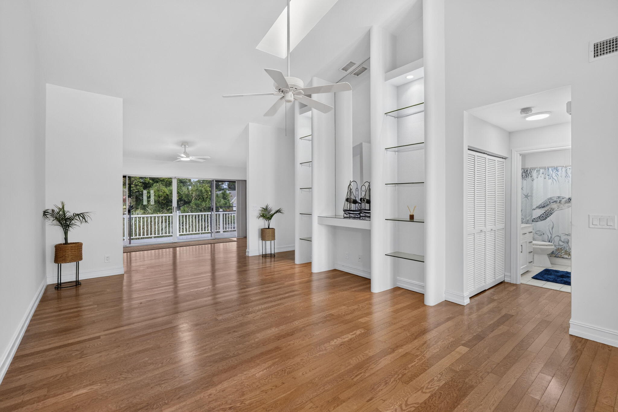 10924 Se Stonehill Lane Property Photo 4