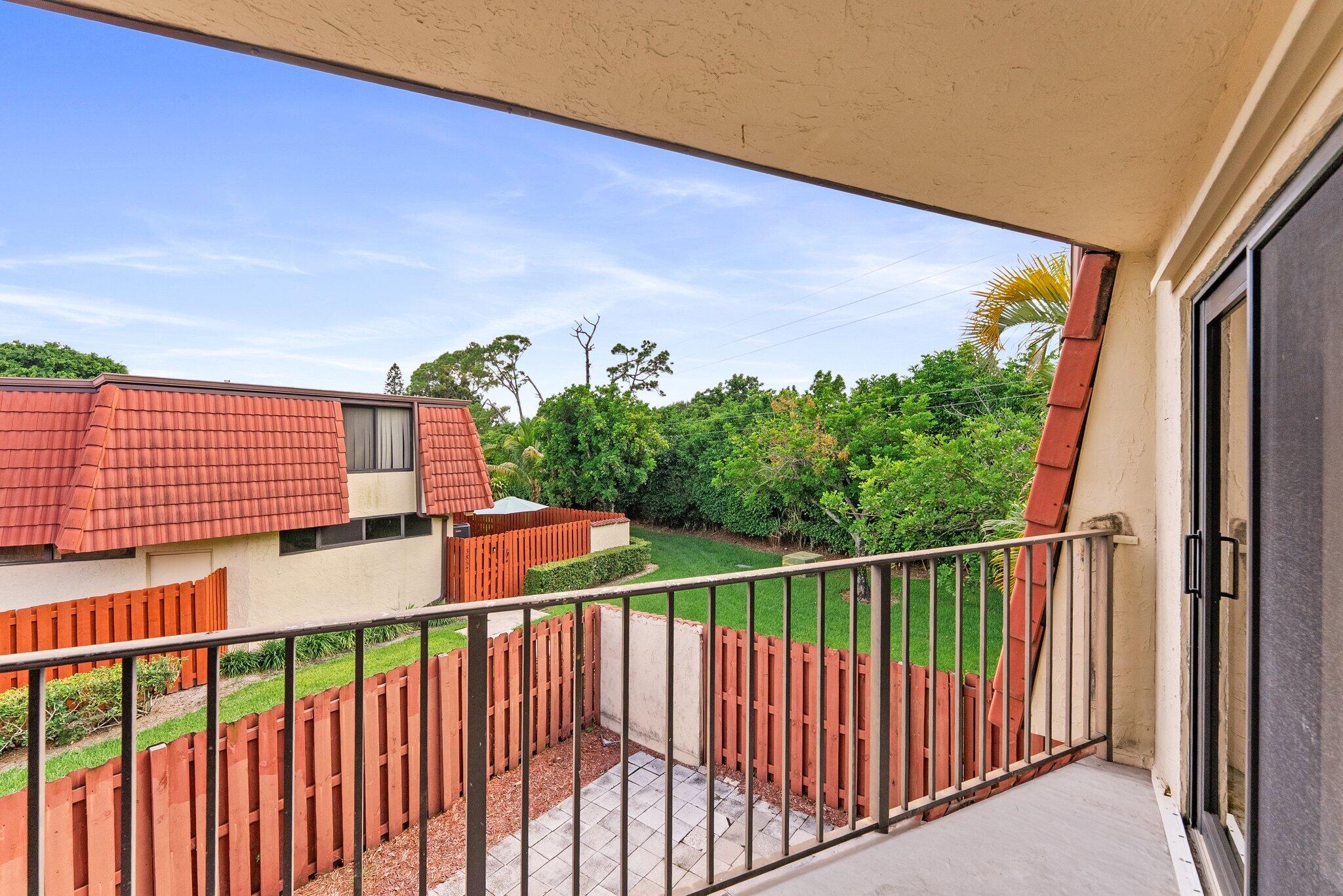 3874 Victoria Drive Property Photo 15
