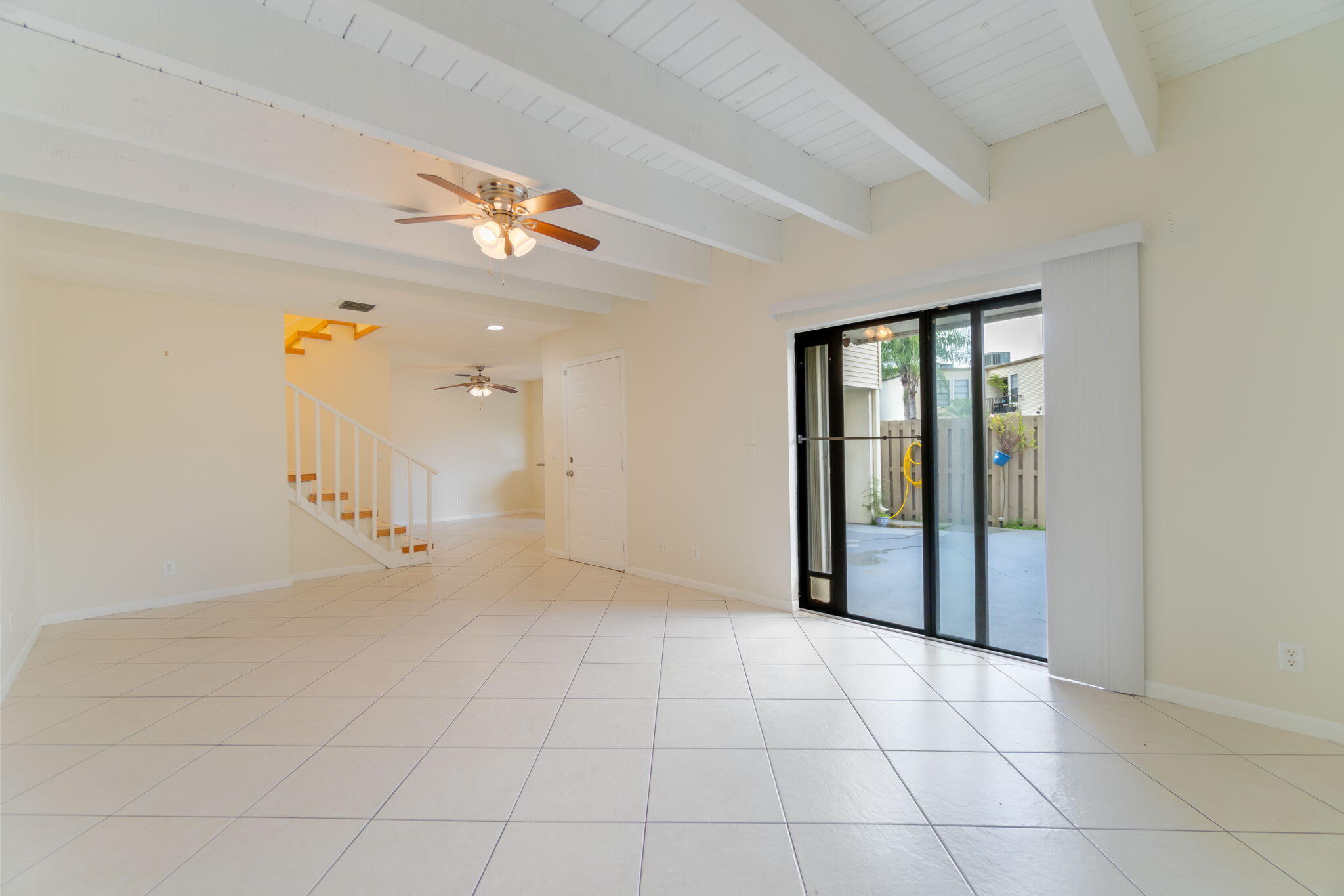 1530 Shaker Circle Property Photo 7