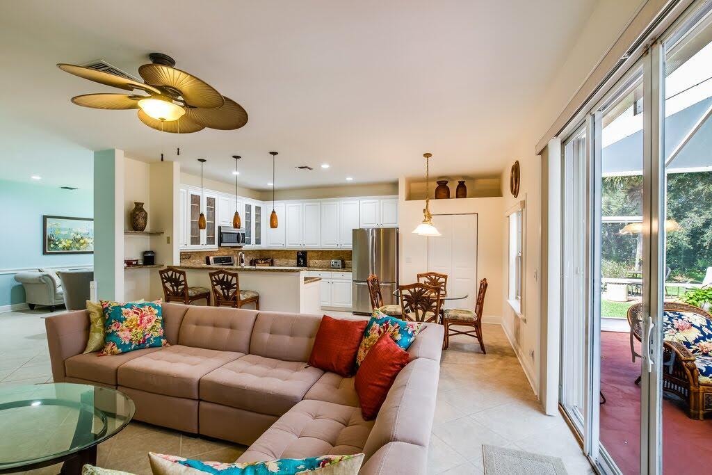 3690 Old Lighthouse Circle Property Photo 8