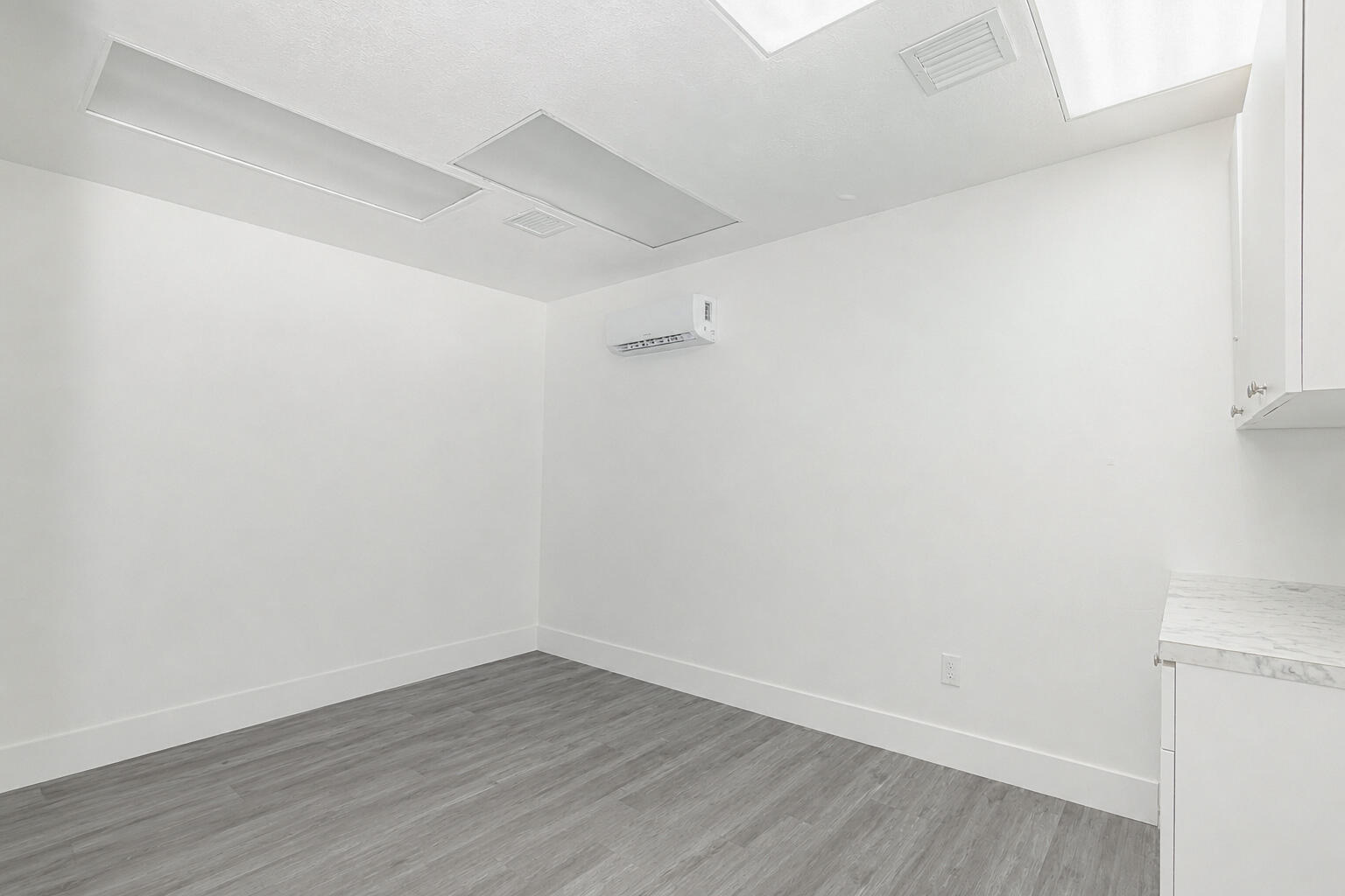 731 Sw 64th Court Property Photo 16