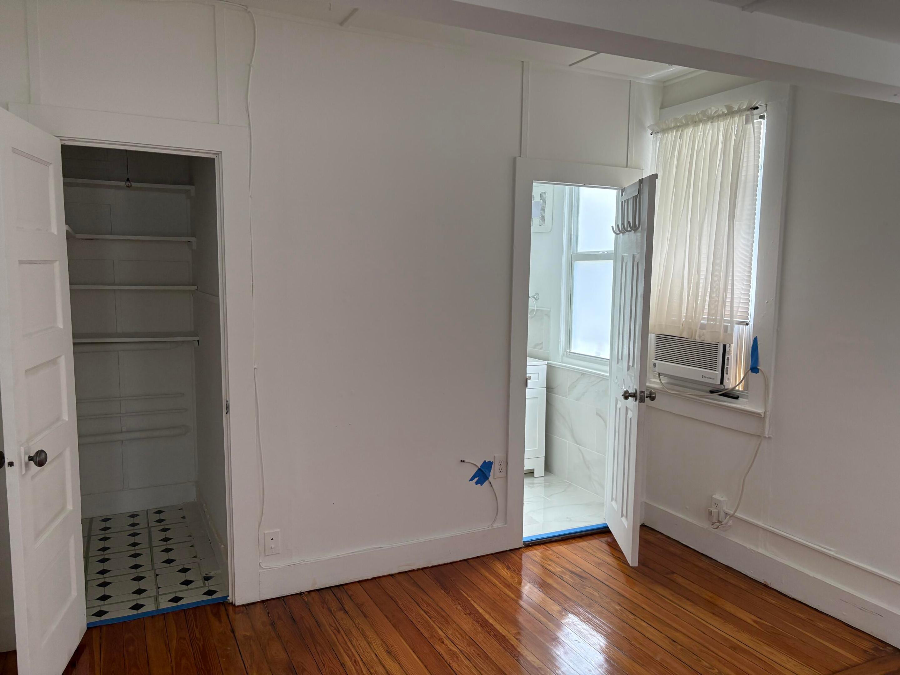 1912 Arthur Street B Property Photo 7
