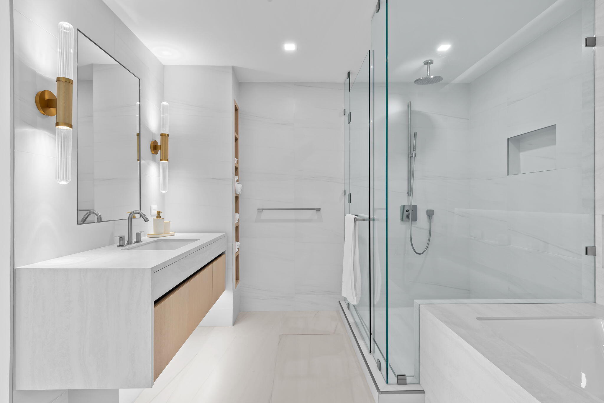 900 N Ocean Boulevard 906 Property Photo 18