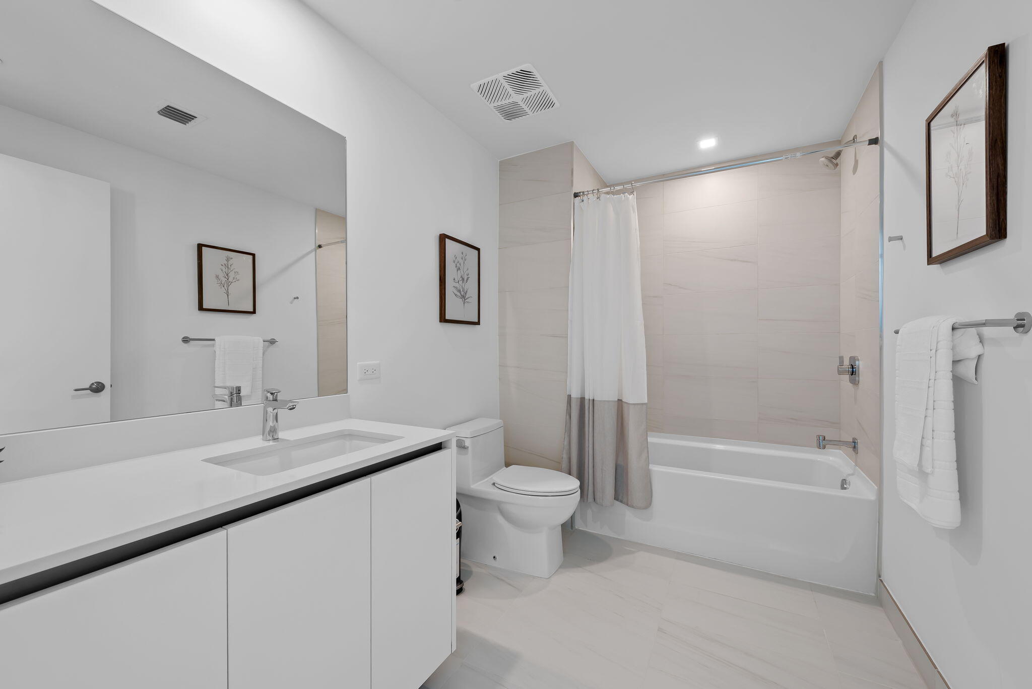 900 N Ocean Boulevard 906 Property Photo 33