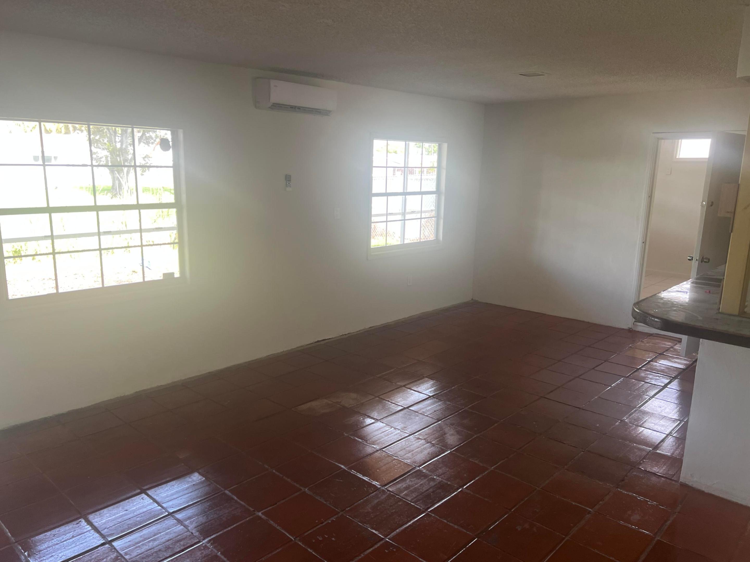 4004 E Shore Road Property Photo 3