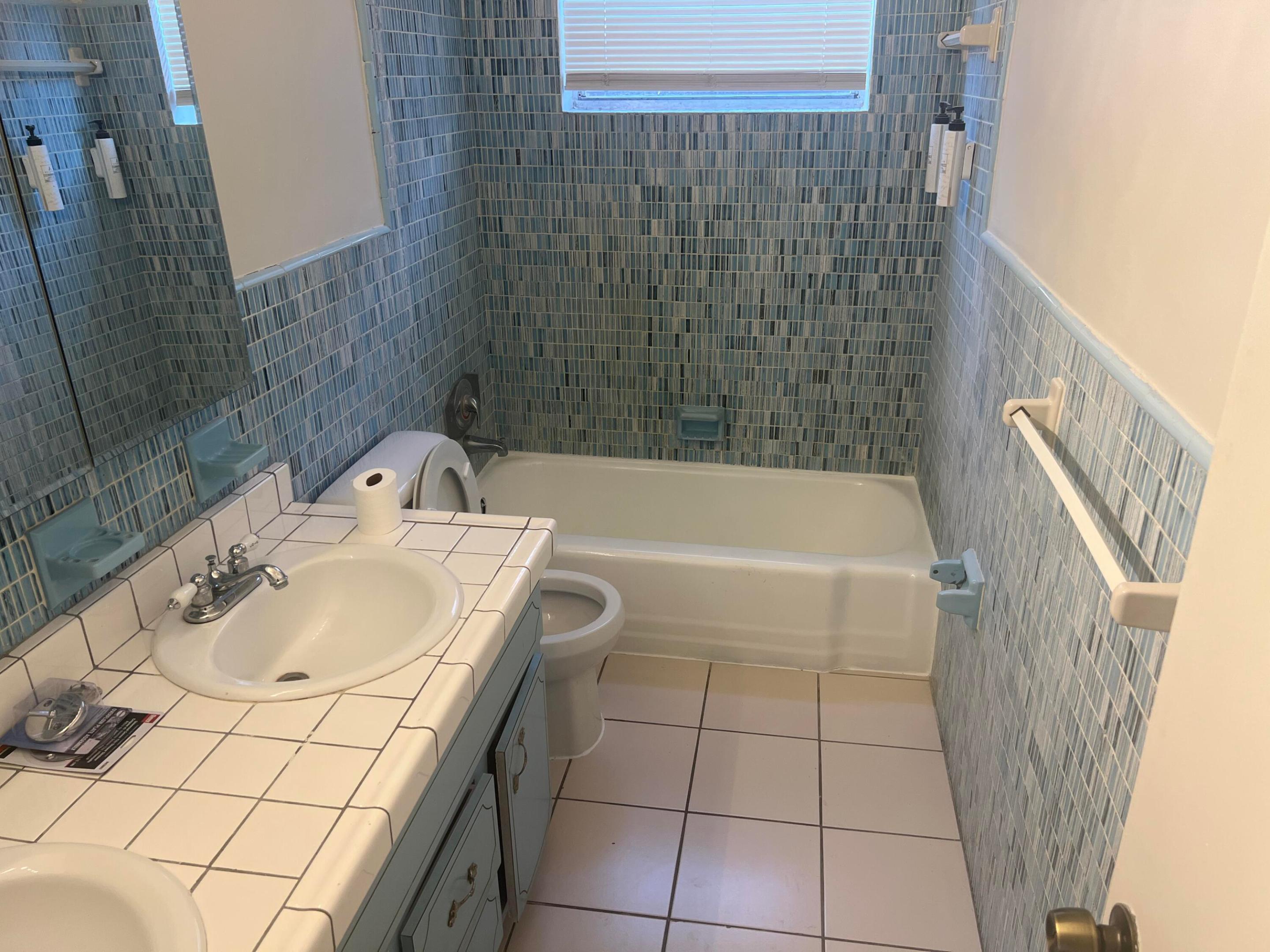 4004 E Shore Road Property Photo 6