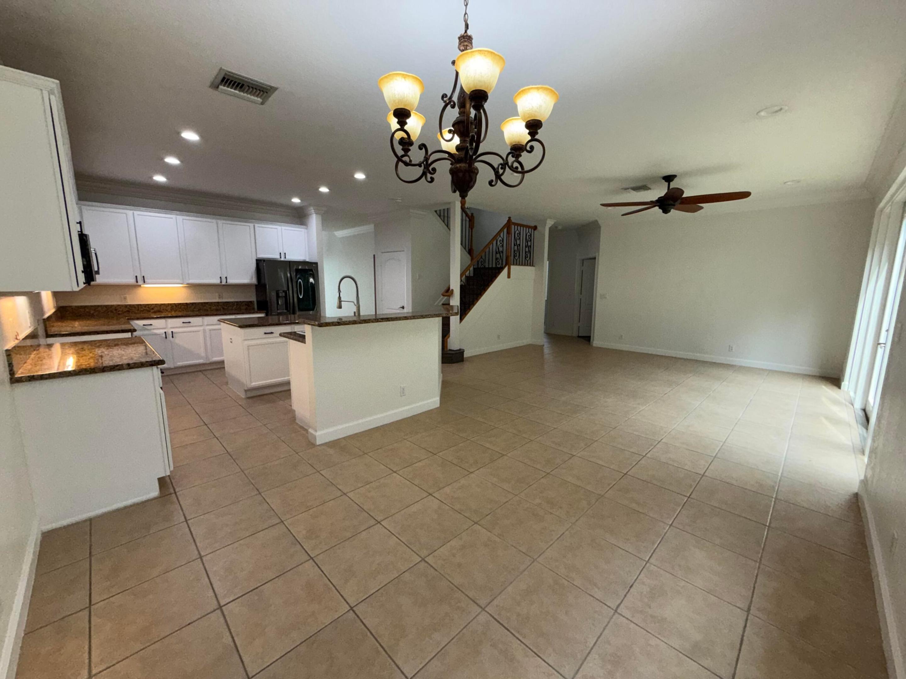 307 Berenger Walk Property Photo 11