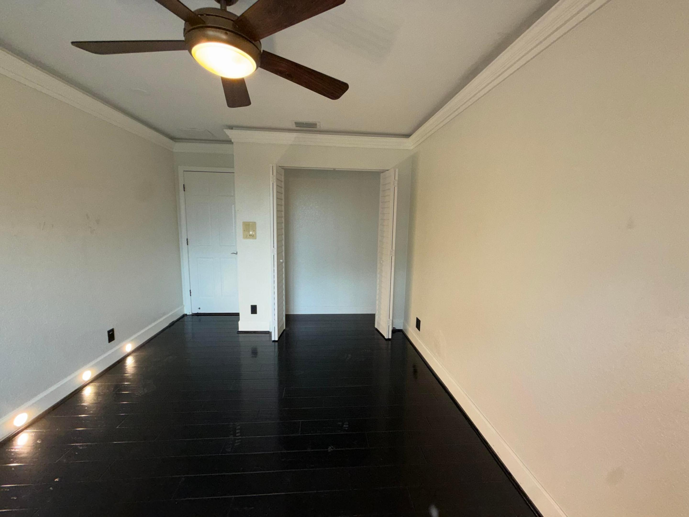 307 Berenger Walk Property Photo 27