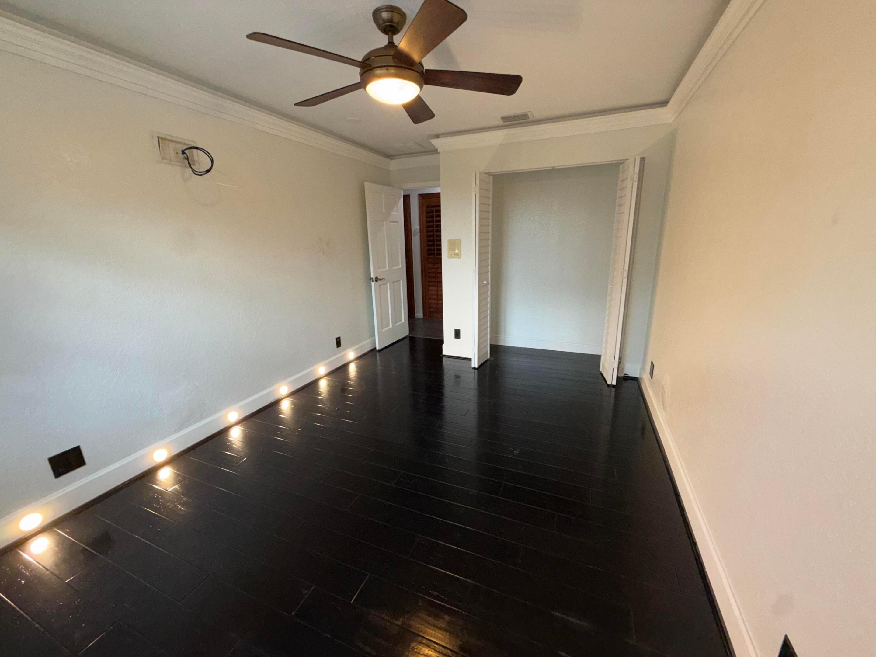 307 Berenger Walk Property Photo 29