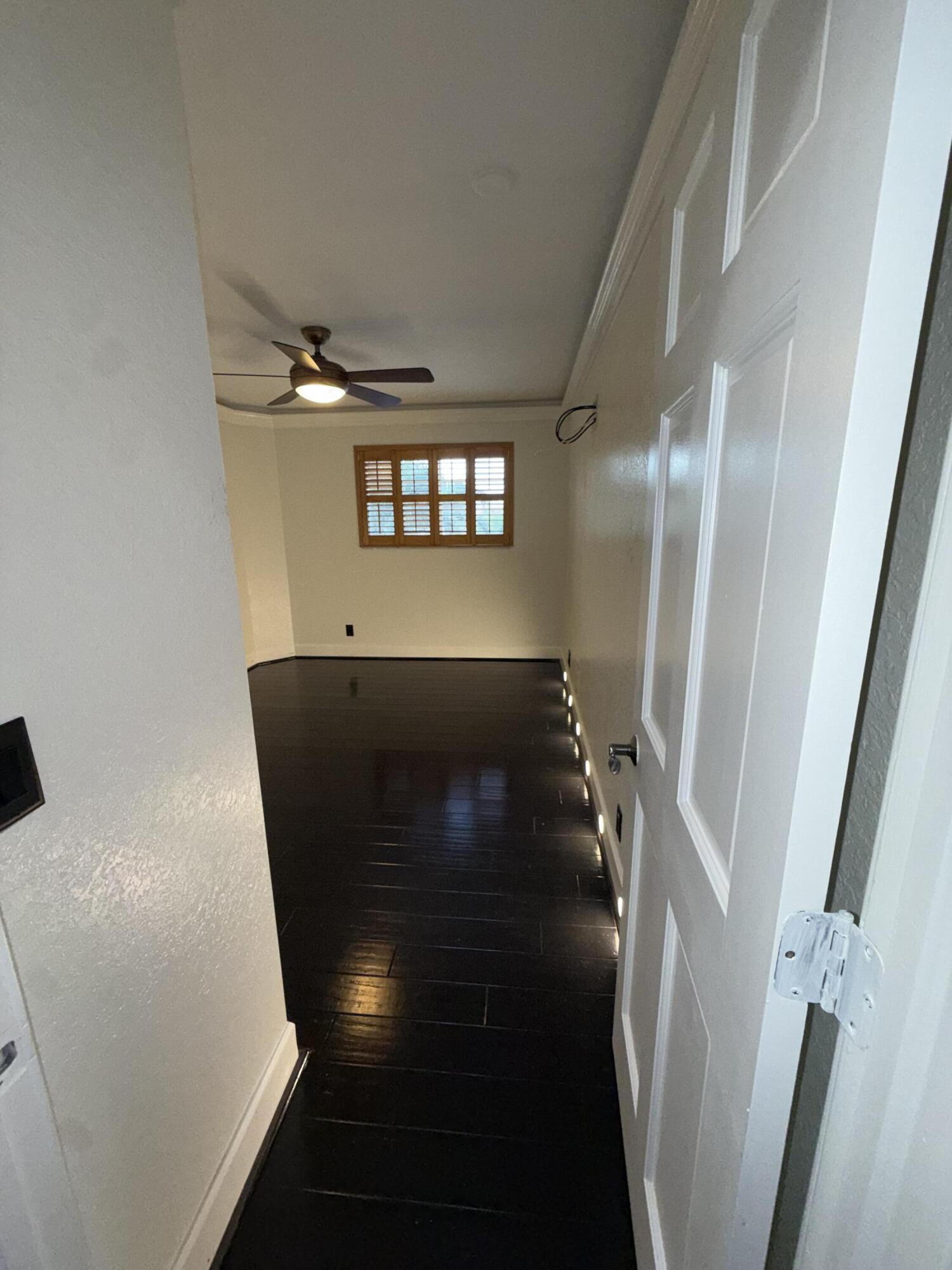 307 Berenger Walk Property Photo 31