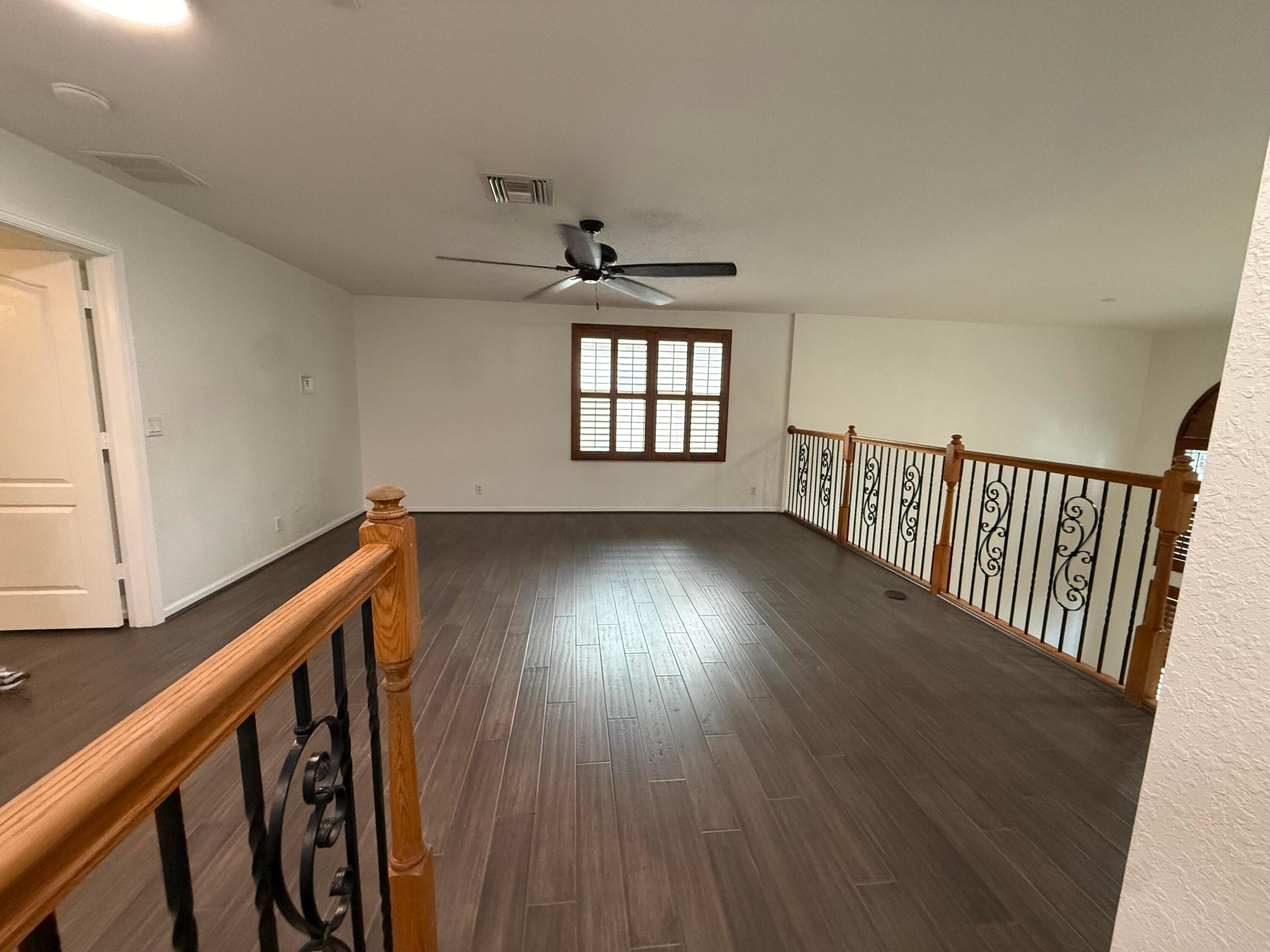 307 Berenger Walk Property Photo 34