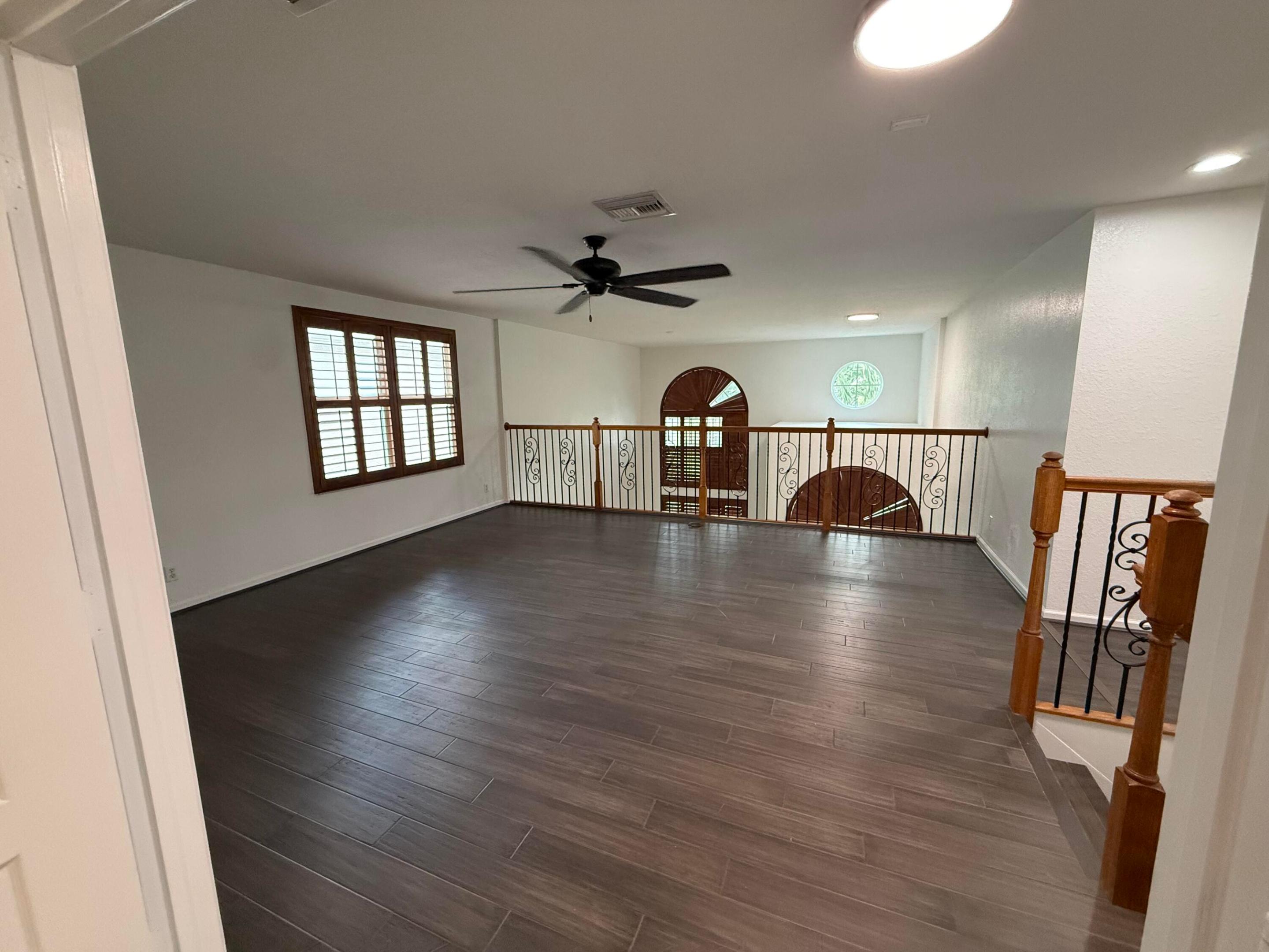 307 Berenger Walk Property Photo 35