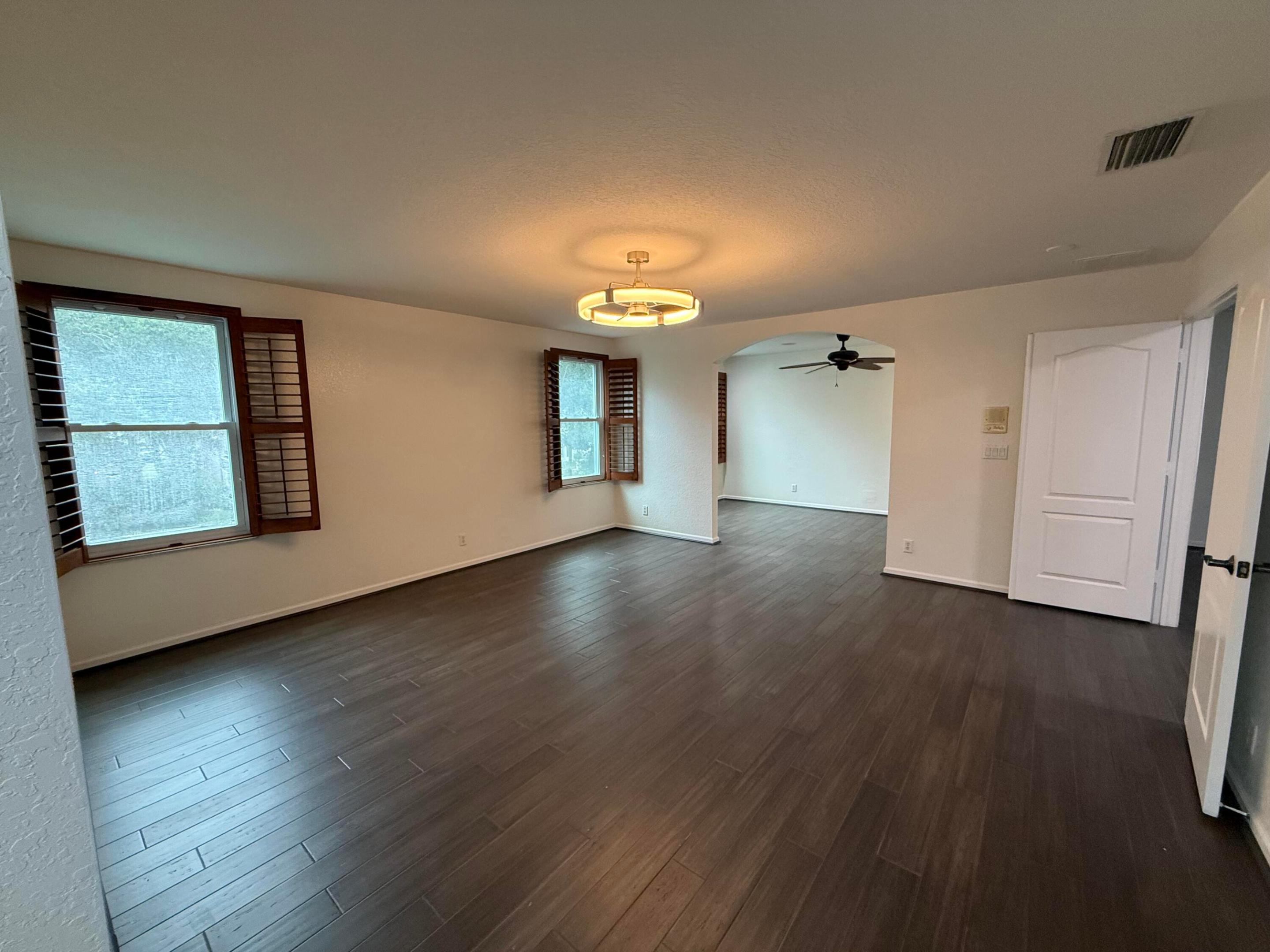 307 Berenger Walk Property Photo 38