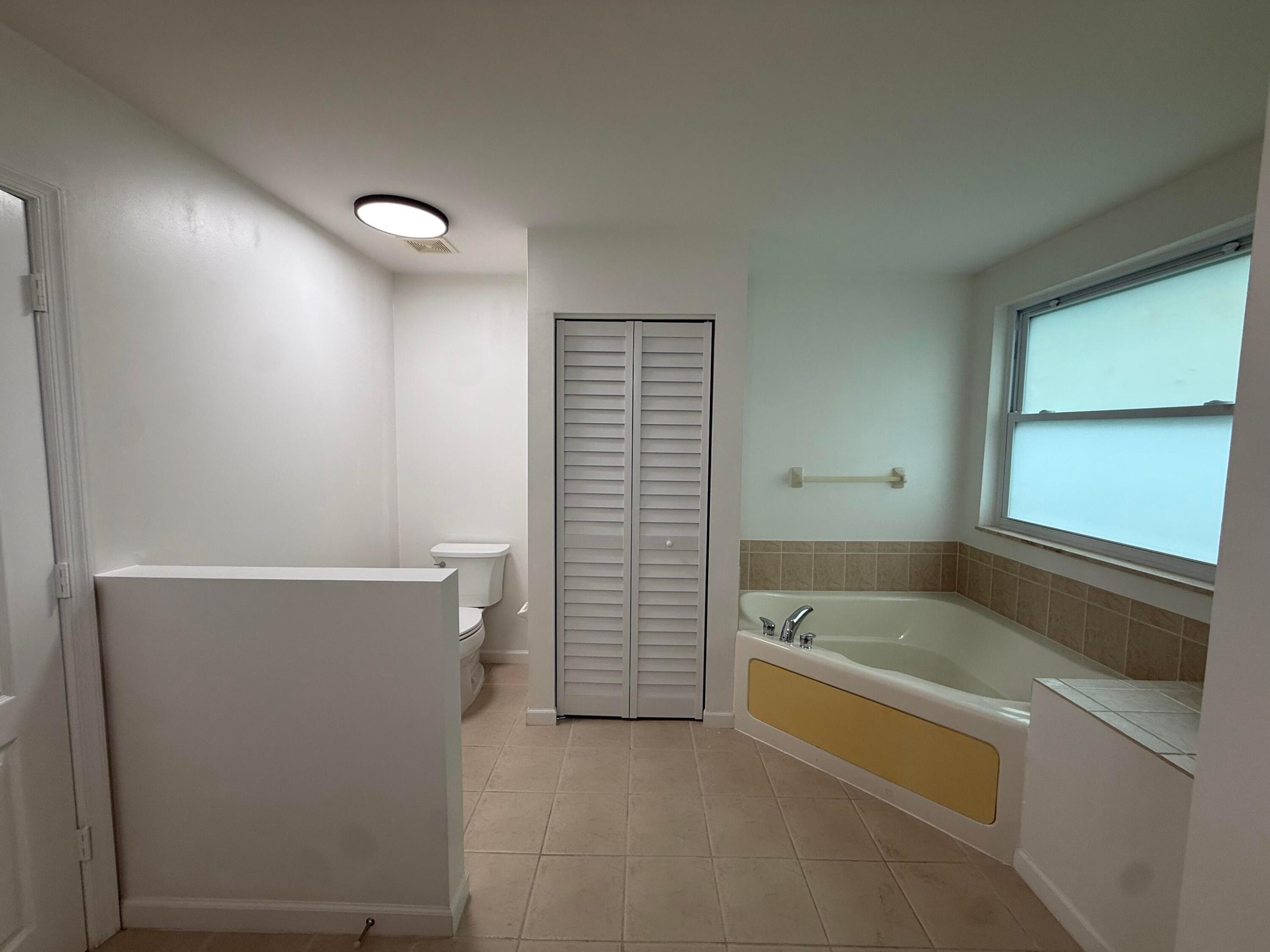 307 Berenger Walk Property Photo 43