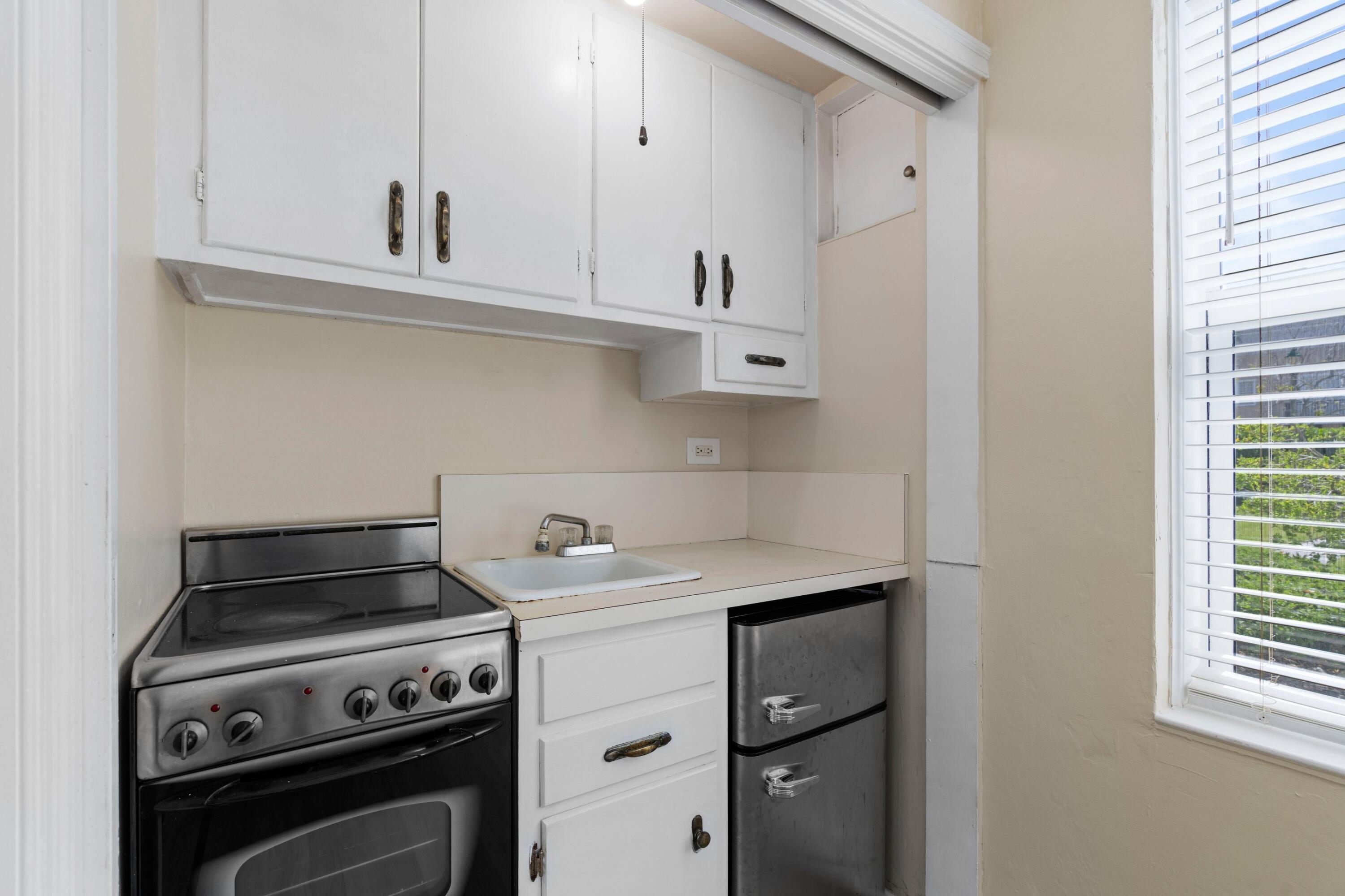 90 Se 5th Avenue Property Photo 8