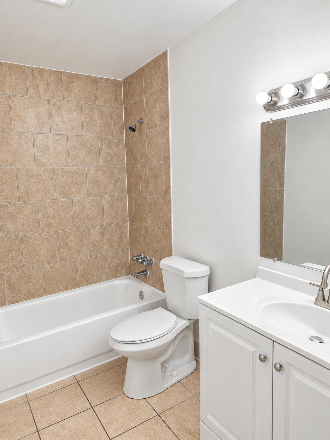 431 Executive Center Drive 204 Property Photo 10