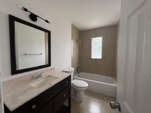 1528 Avenue S Property Photo 8
