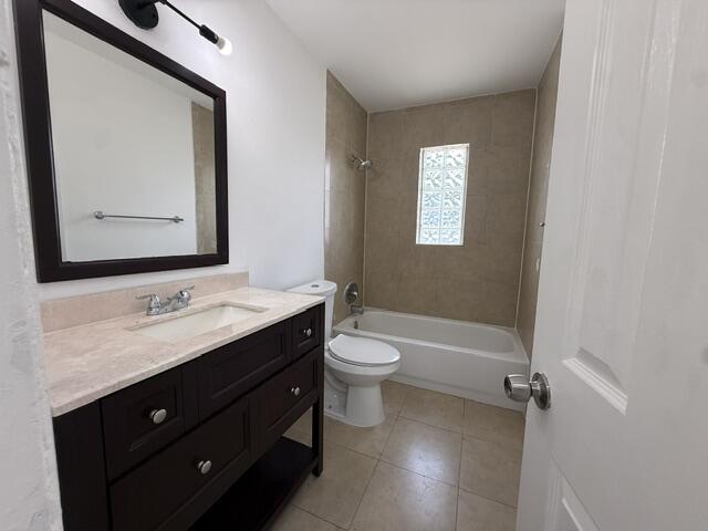 1528 Avenue S Property Photo 11