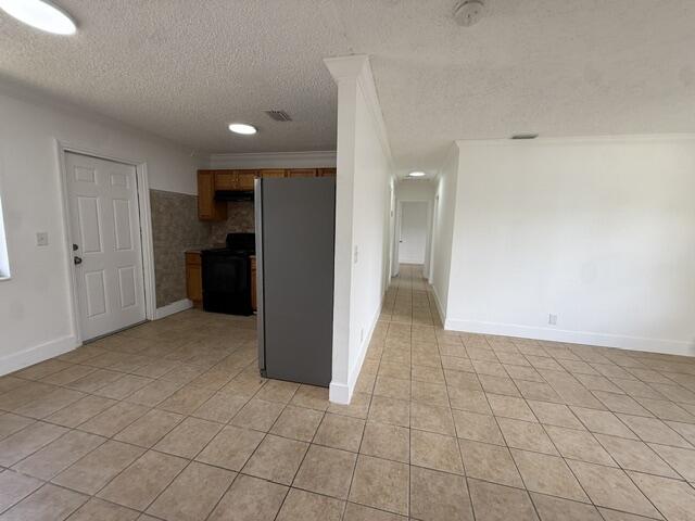 1528 Avenue S Property Photo 32