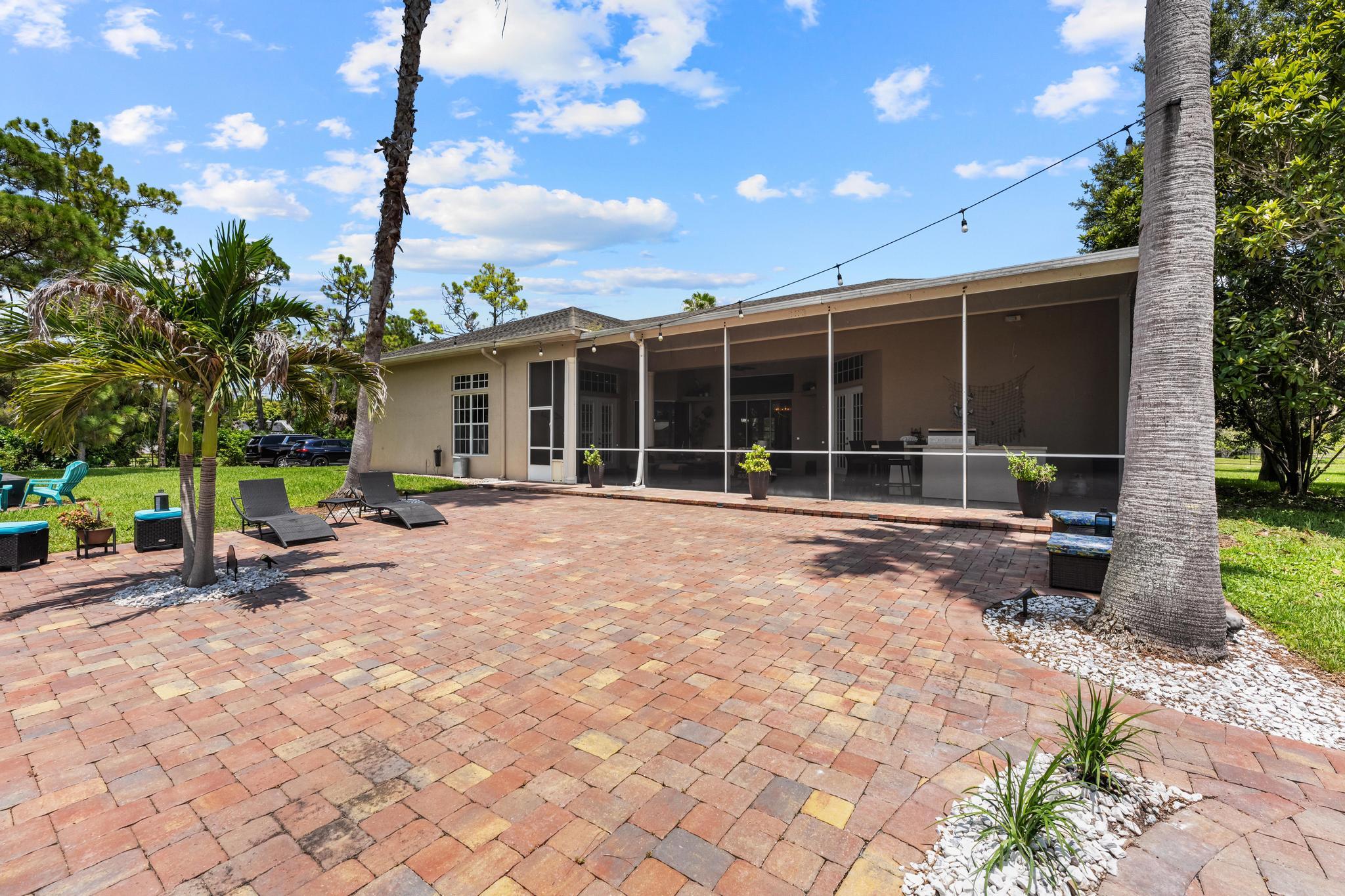 14042 88th Place N Property Photo 50