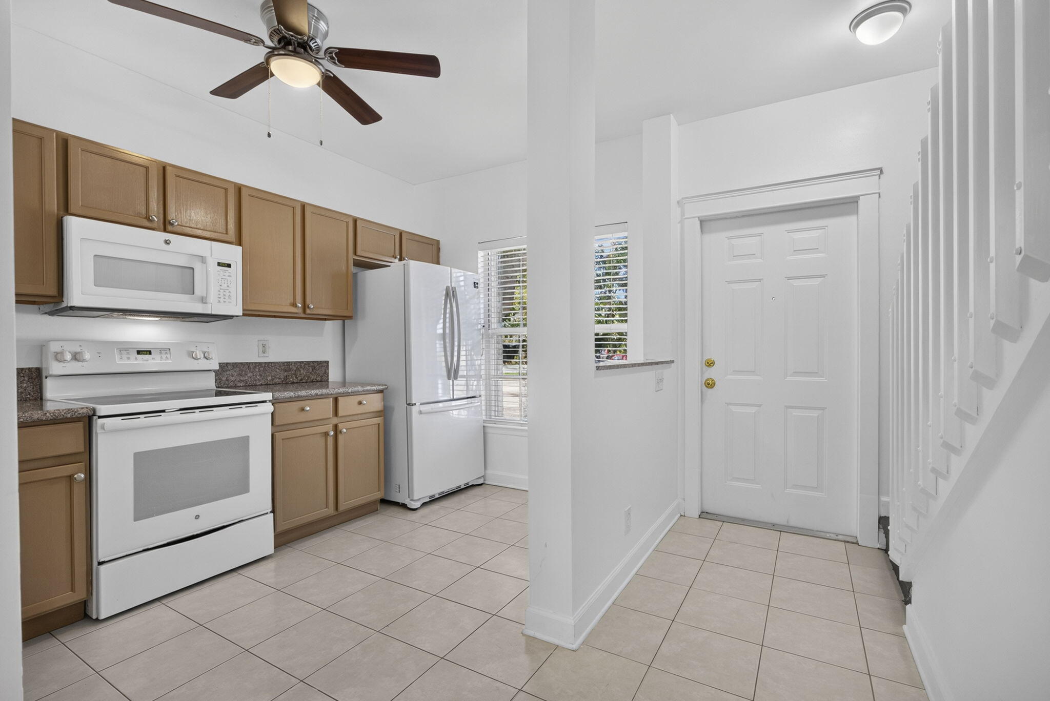 6932 Stoney Creek Circle Property Photo 7