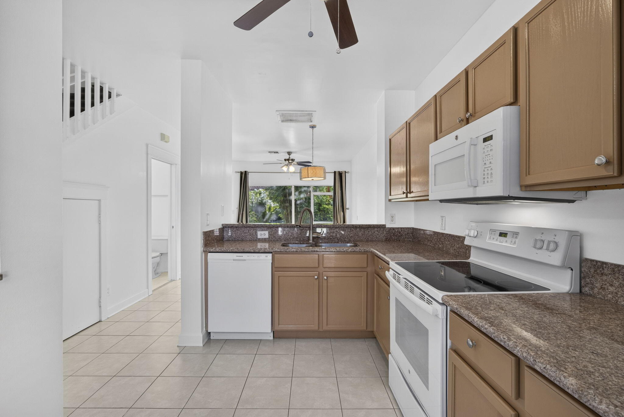 6932 Stoney Creek Circle Property Photo 11