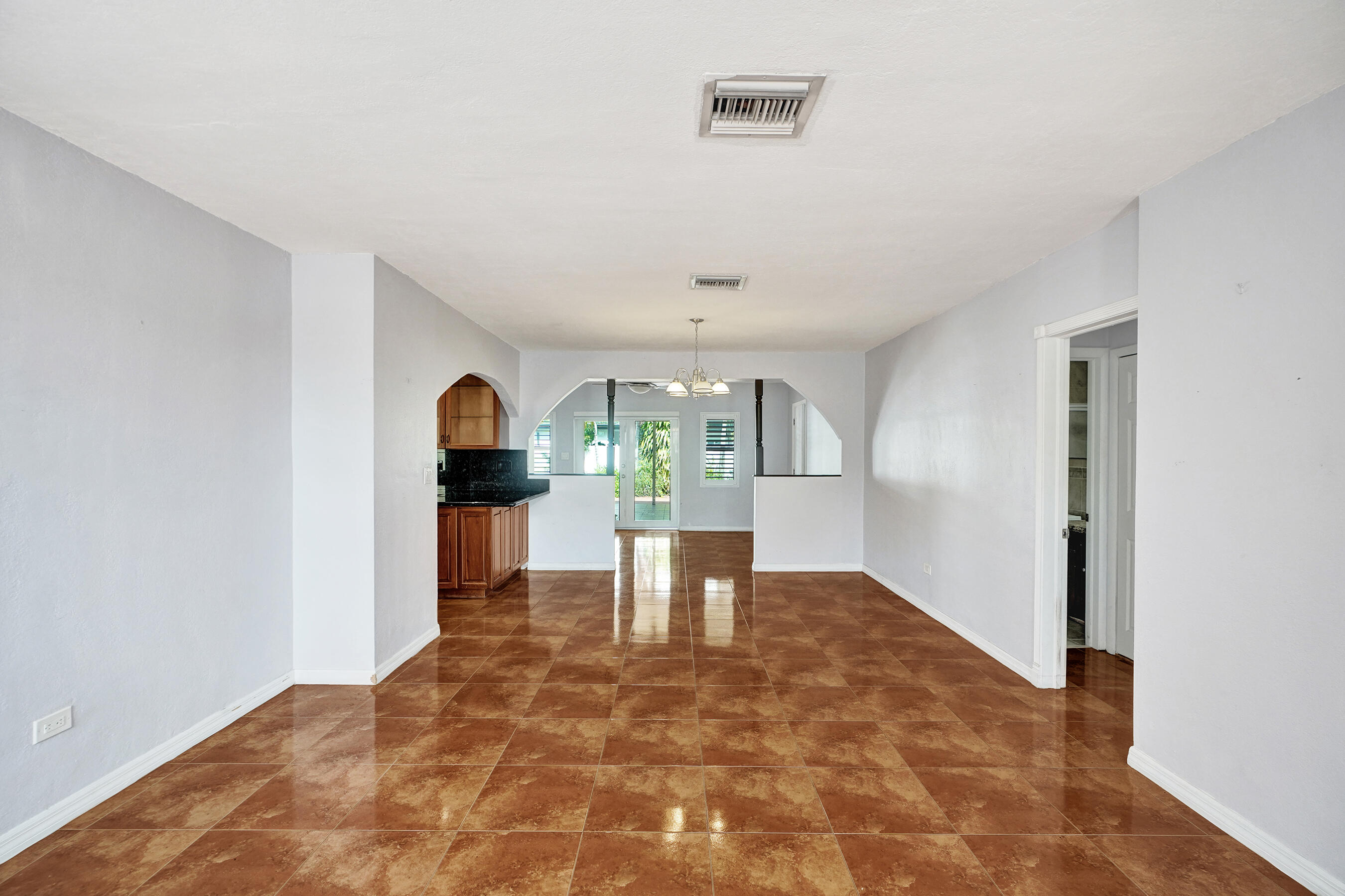 3311 Sw 105th Court Property Photo 5
