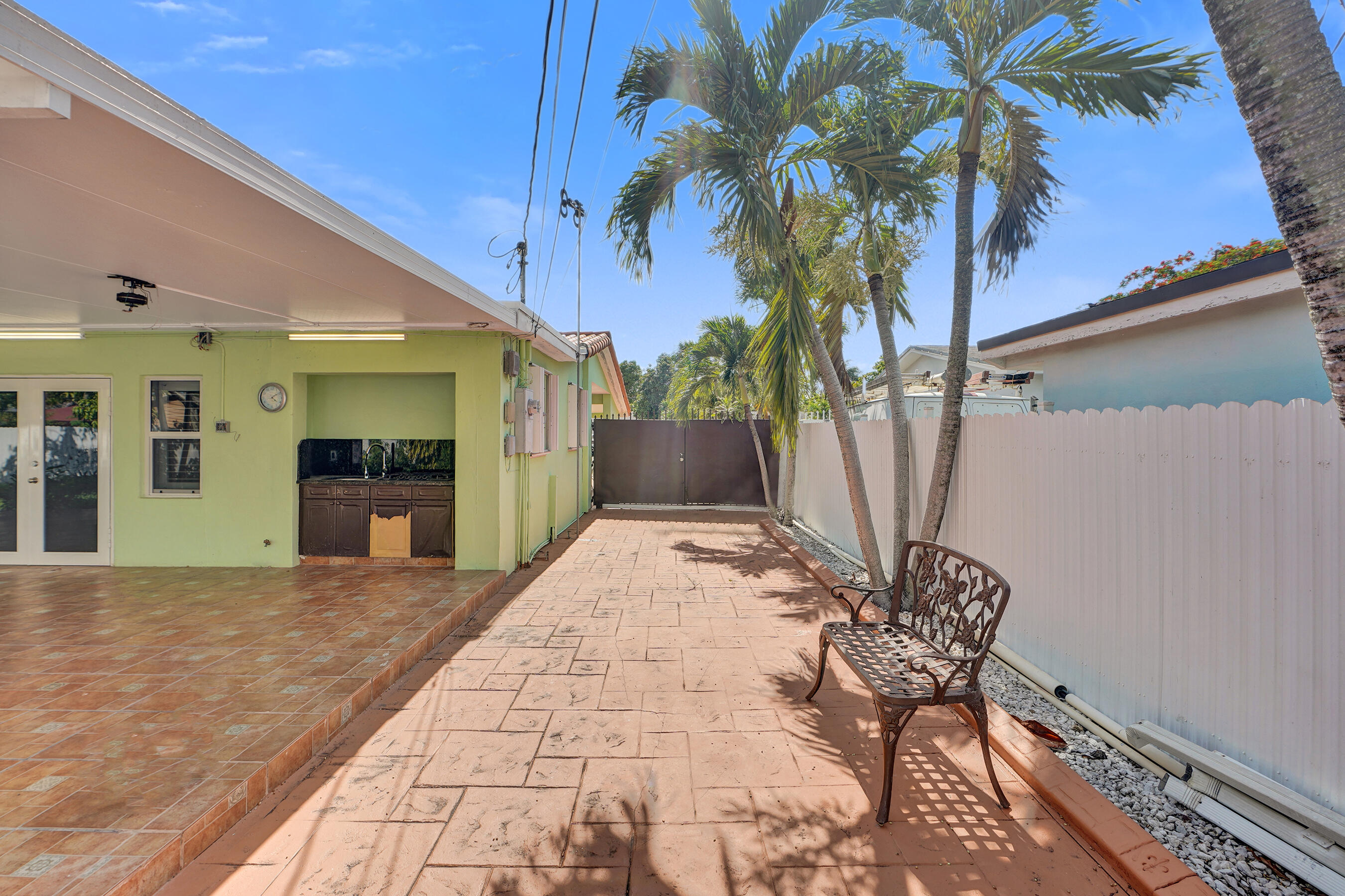 3311 Sw 105th Court Property Photo 15