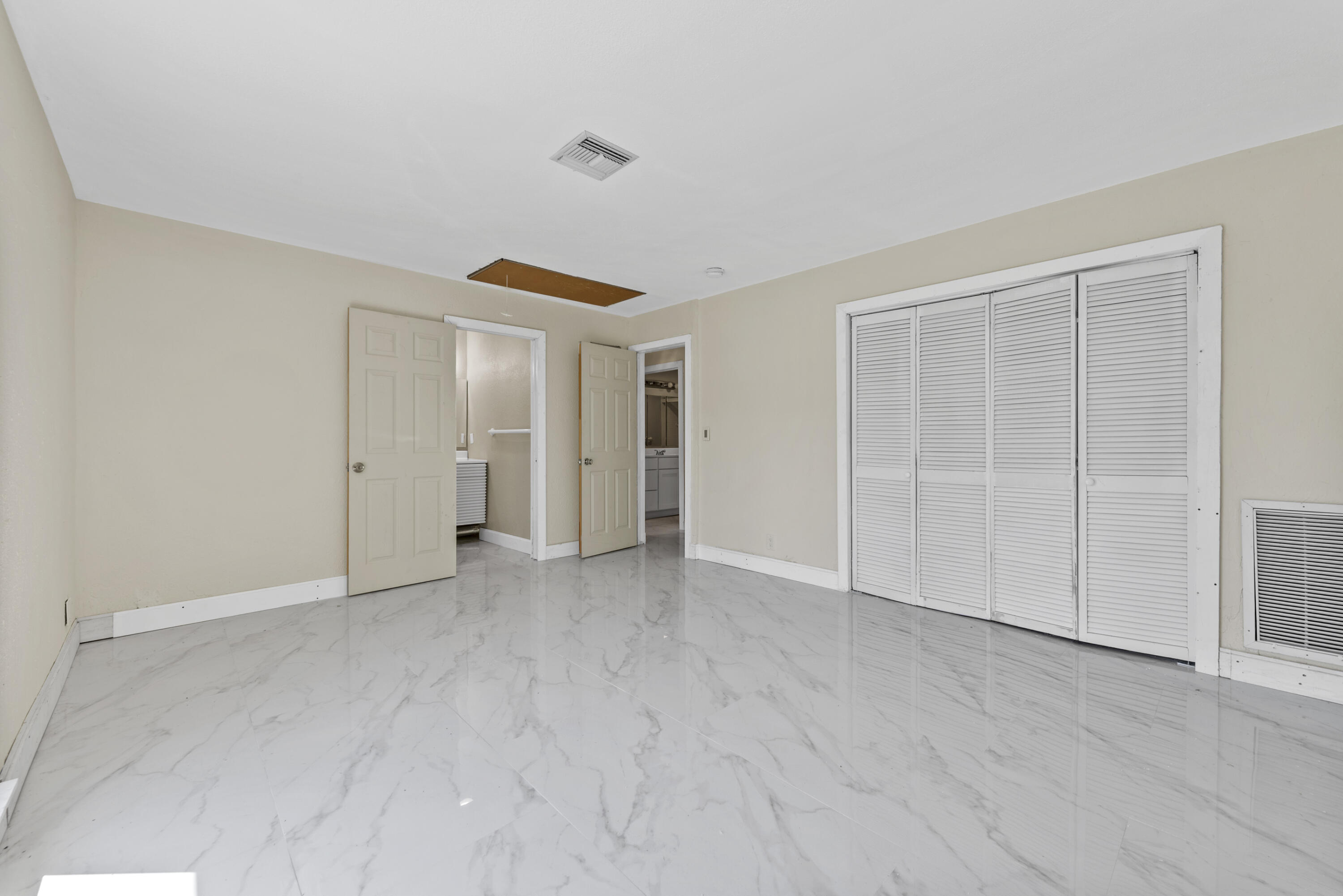 1255 Sw 15th Avenue Property Photo 13