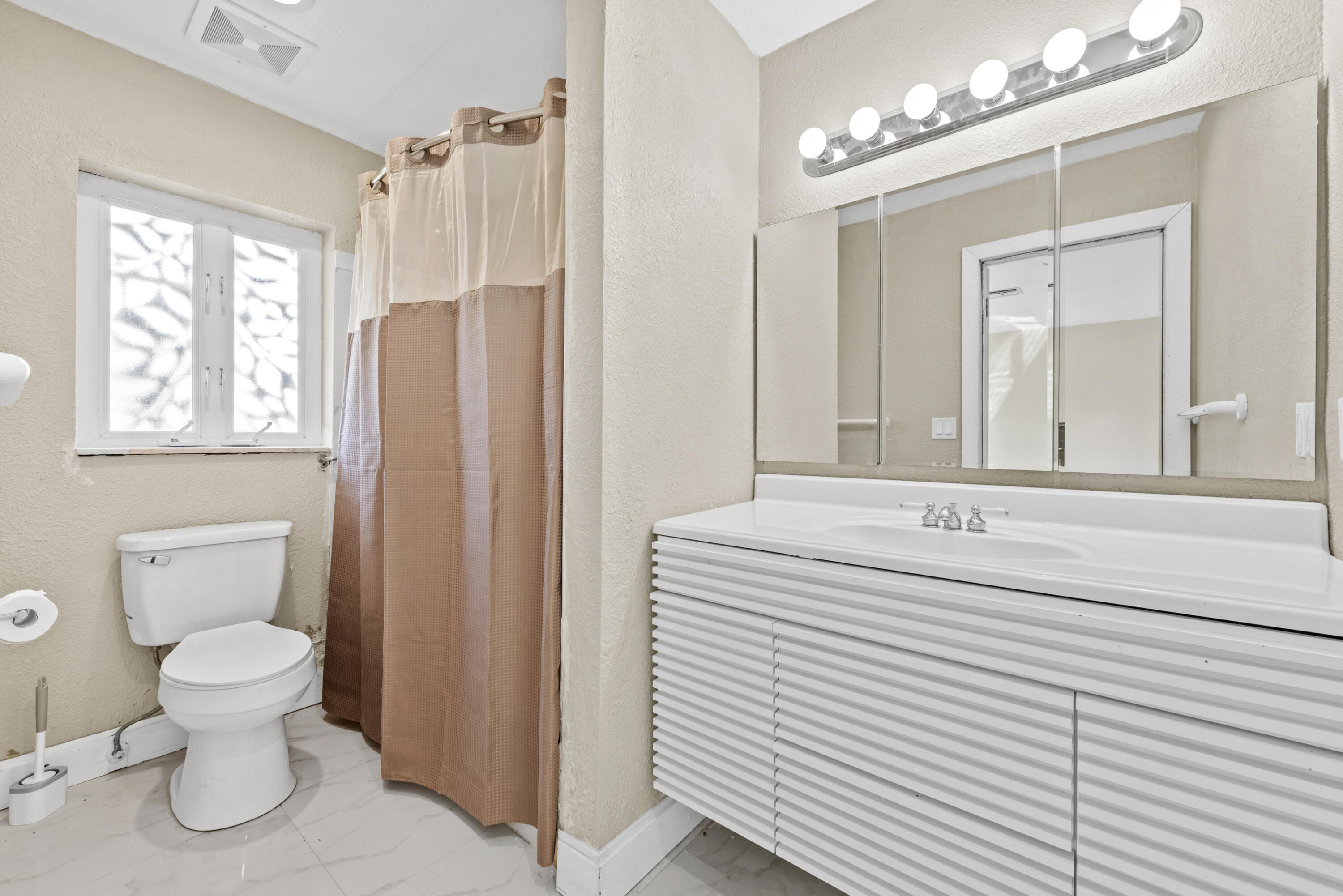 1255 Sw 15th Avenue Property Photo 14