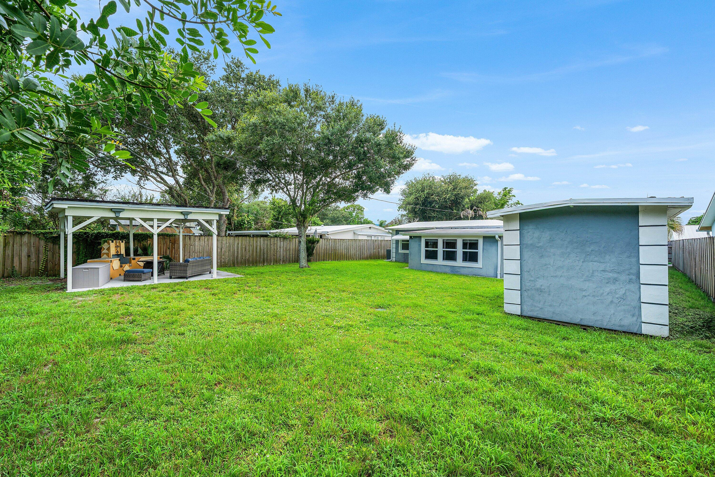 5709 Se Indigo Avenue Property Photo 24