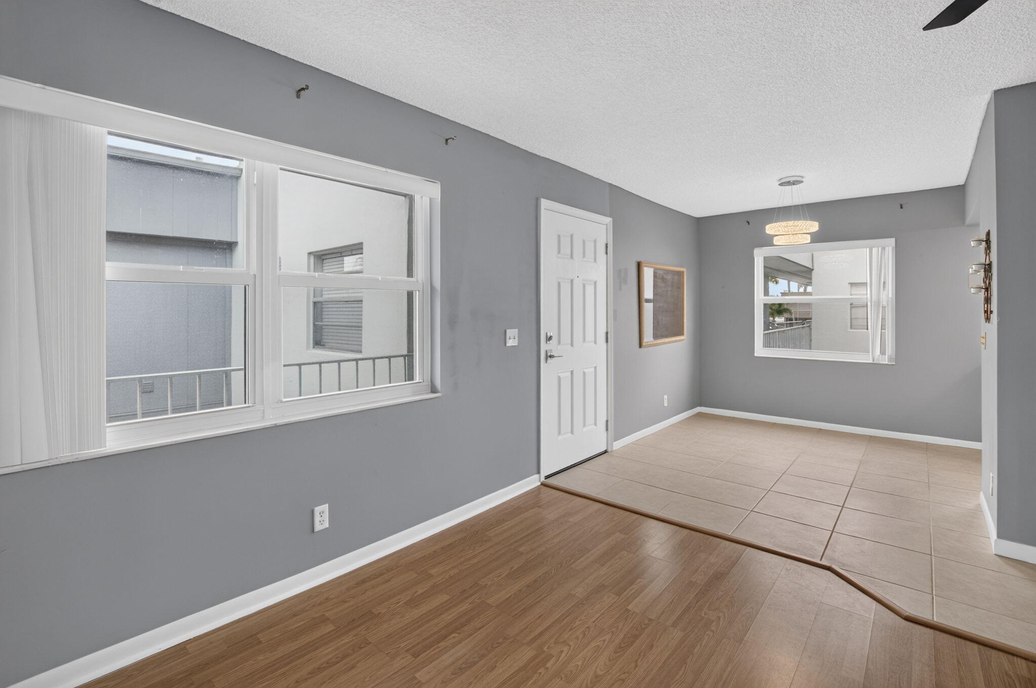 701 Burgundy O Property Photo 4