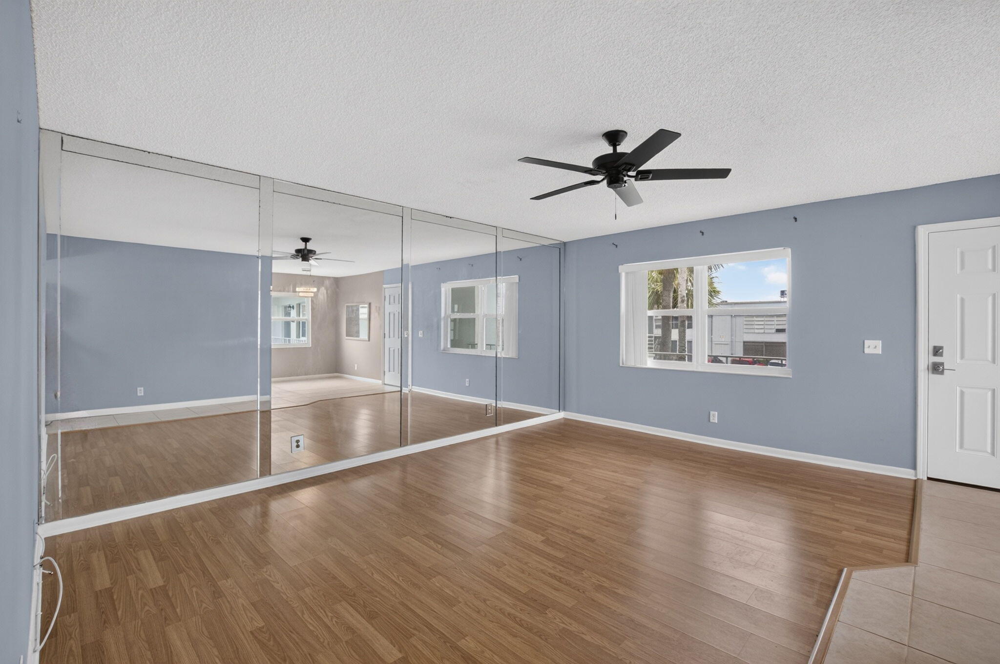 701 Burgundy O Property Photo 8