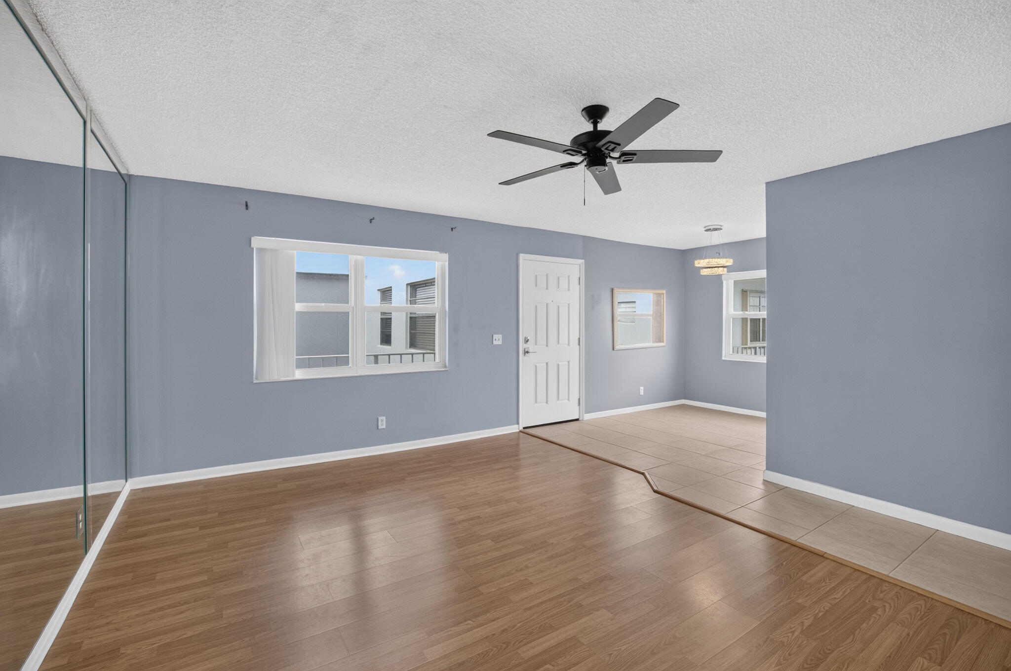 701 Burgundy O Property Photo 9