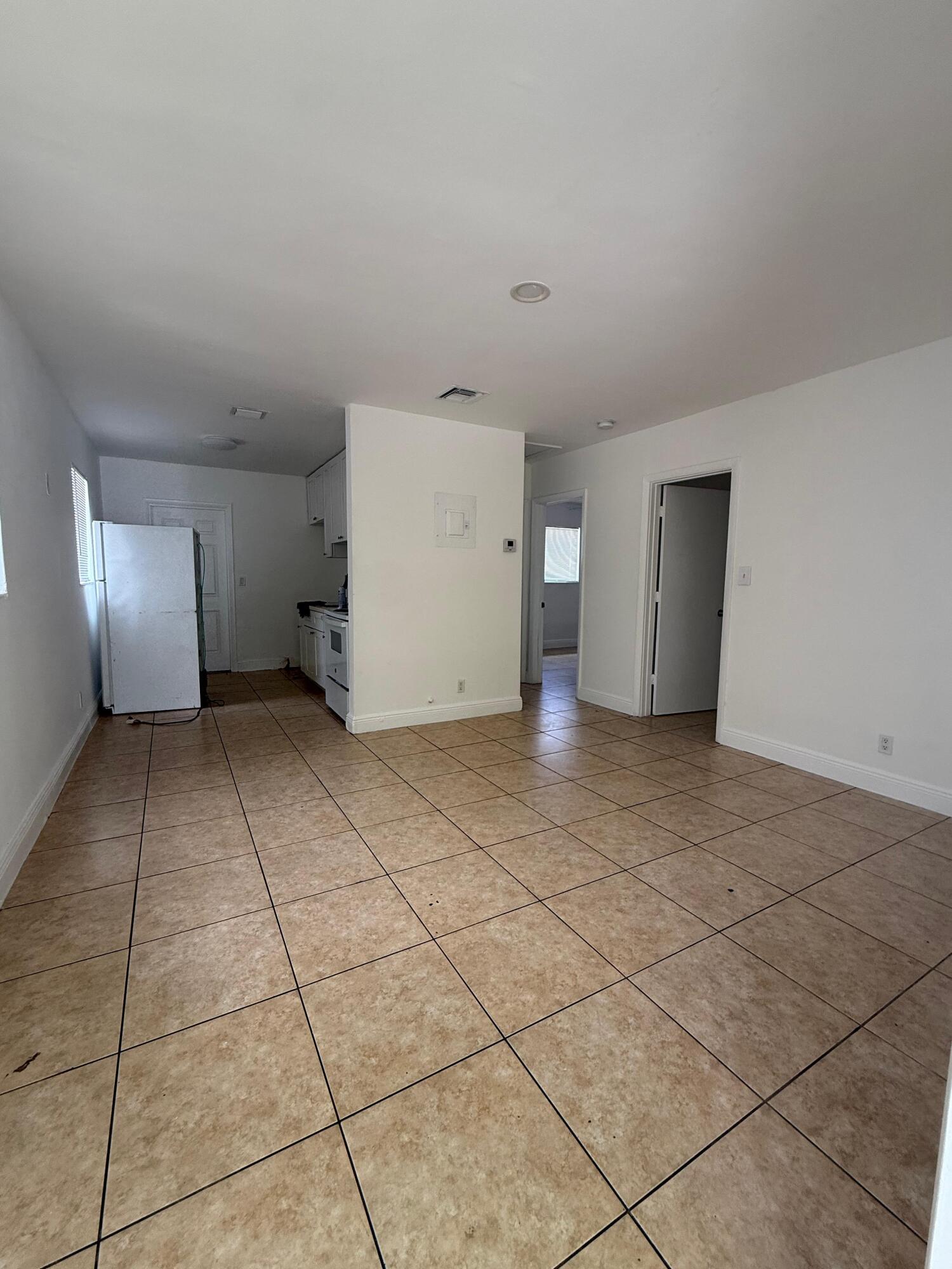 760 Nw 4th Street 2 Property Photo 4