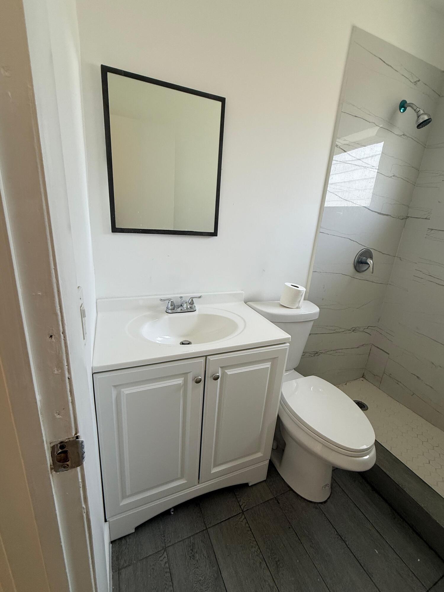 760 Nw 4th Street 2 Property Photo 5
