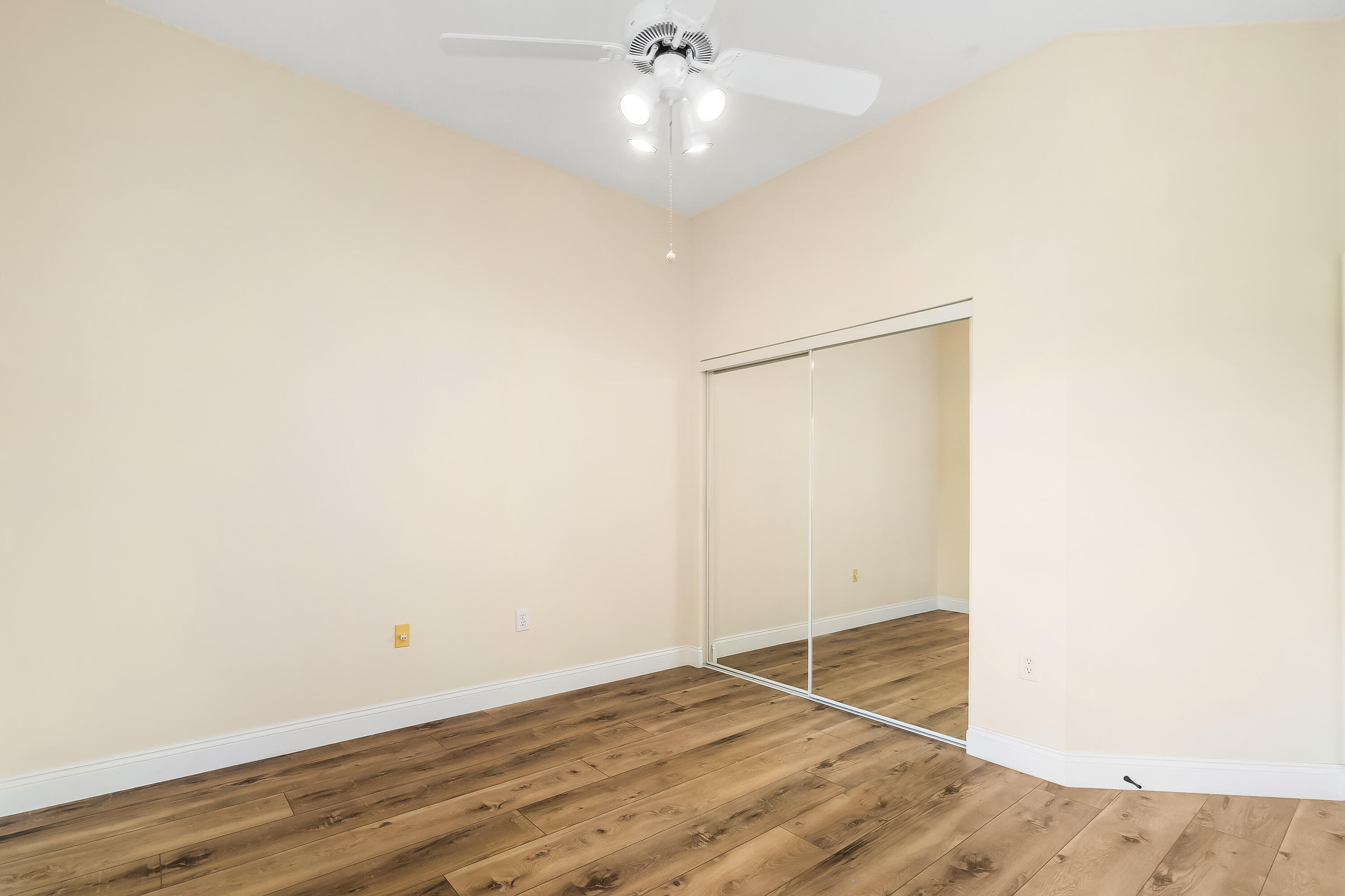 7904 Trent Drive 410 Property Photo 17