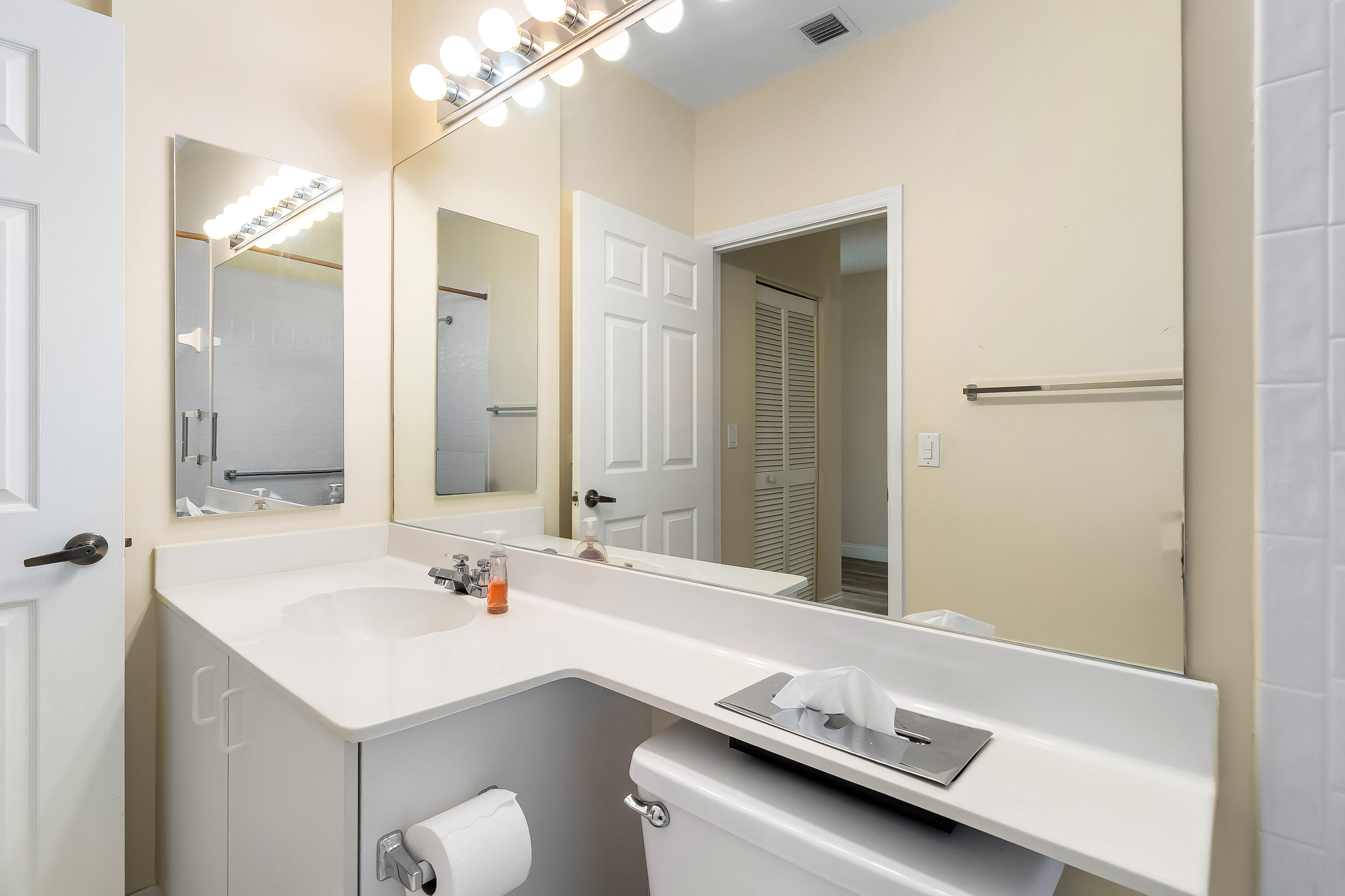 7904 Trent Drive 410 Property Photo 21