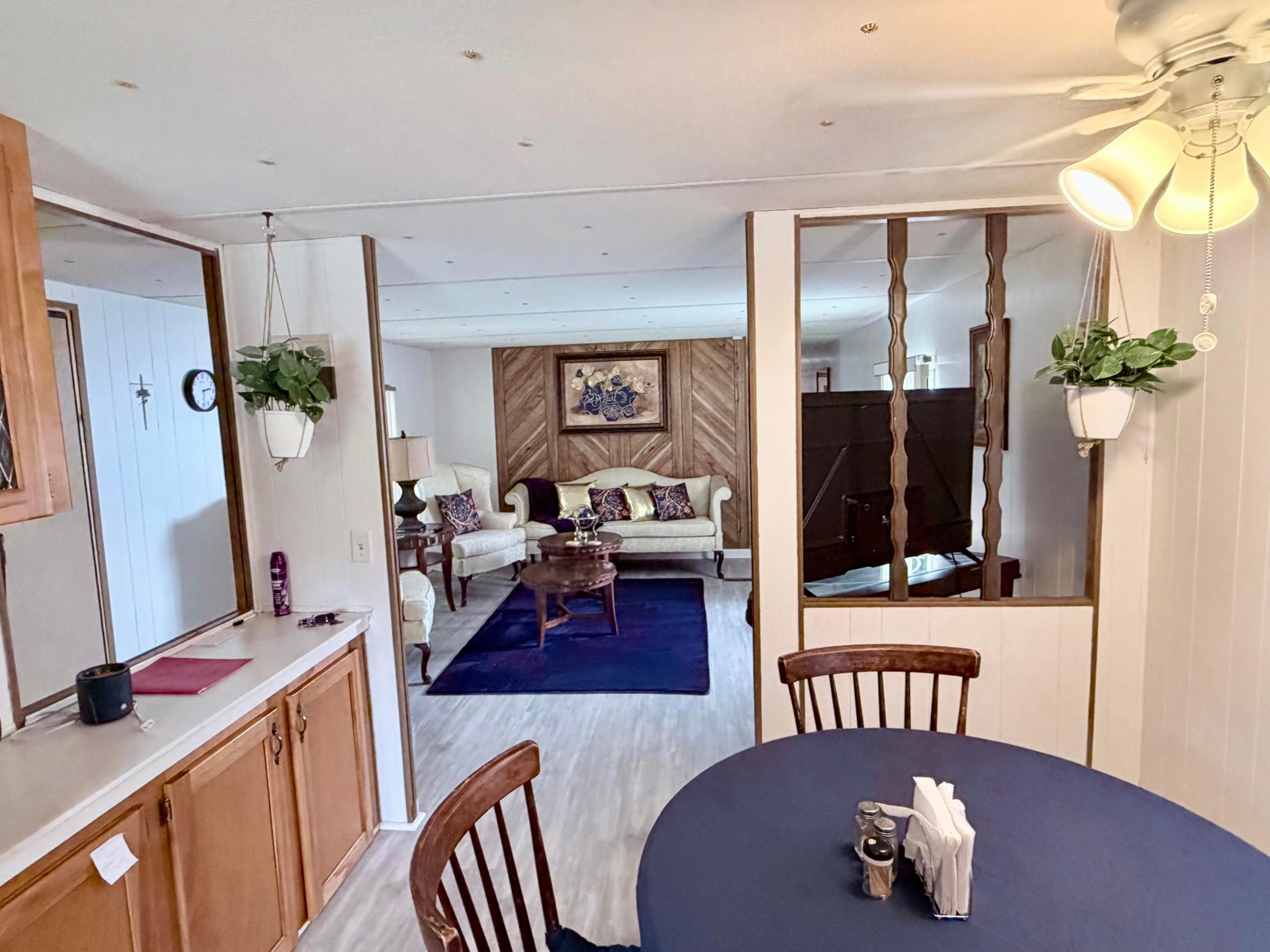 1404 Hunter Road Property Photo 5