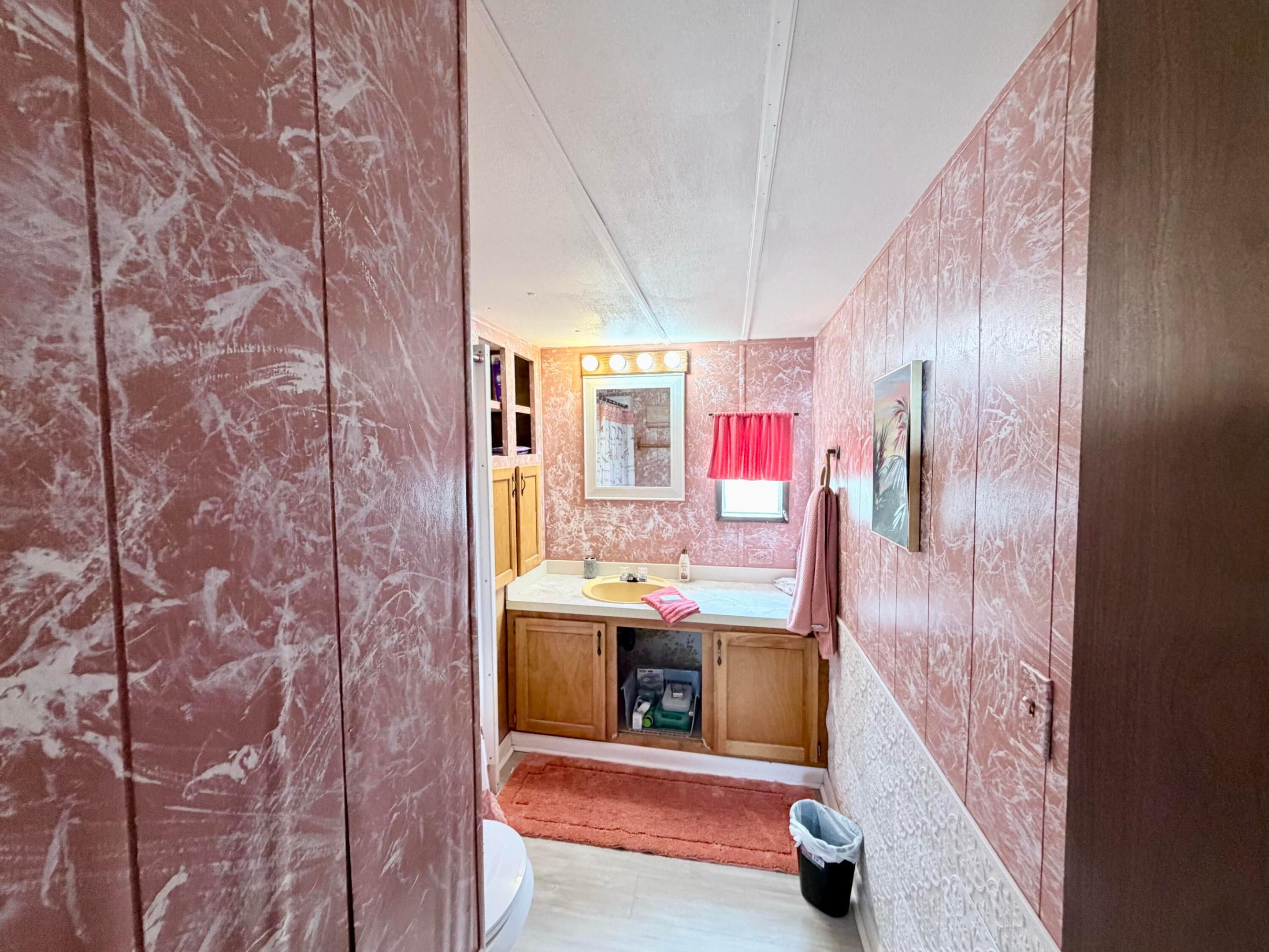 1404 Hunter Road Property Photo 11