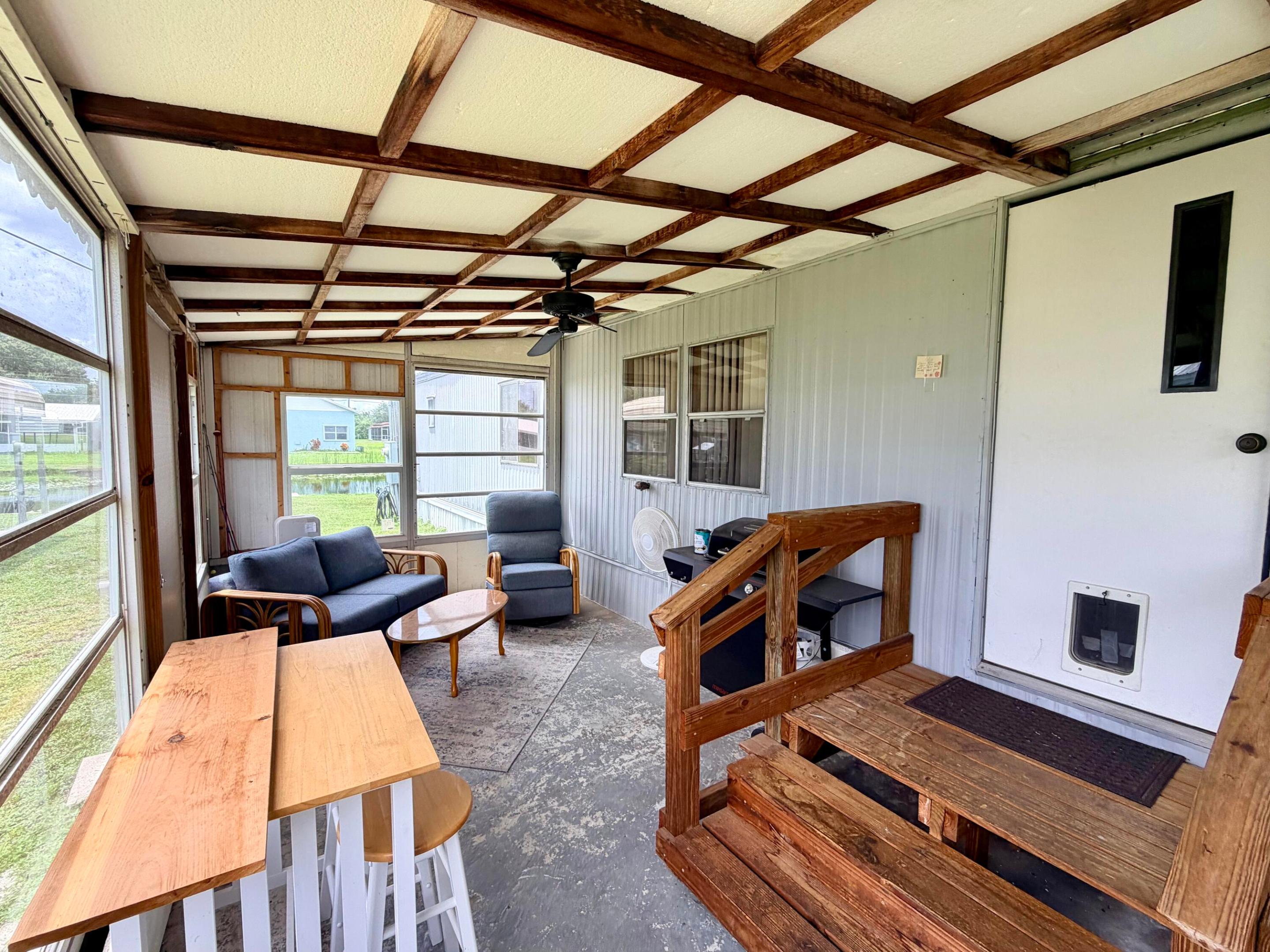 1404 Hunter Road Property Photo 17