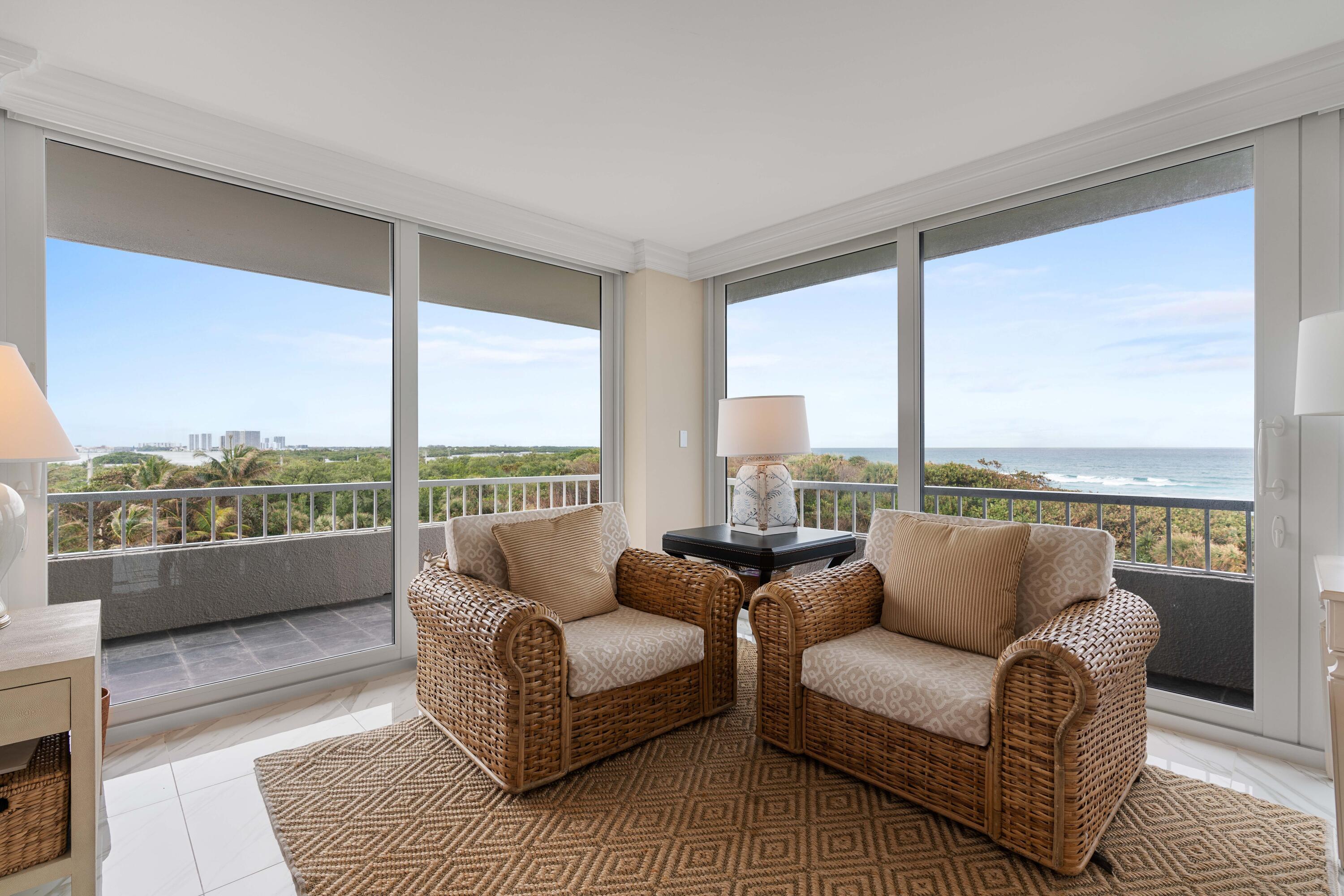 5550 N Ocean Drive 5c Property Photo 12