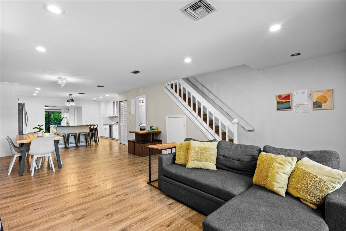 1602 Montauk Drive Property Photo 3
