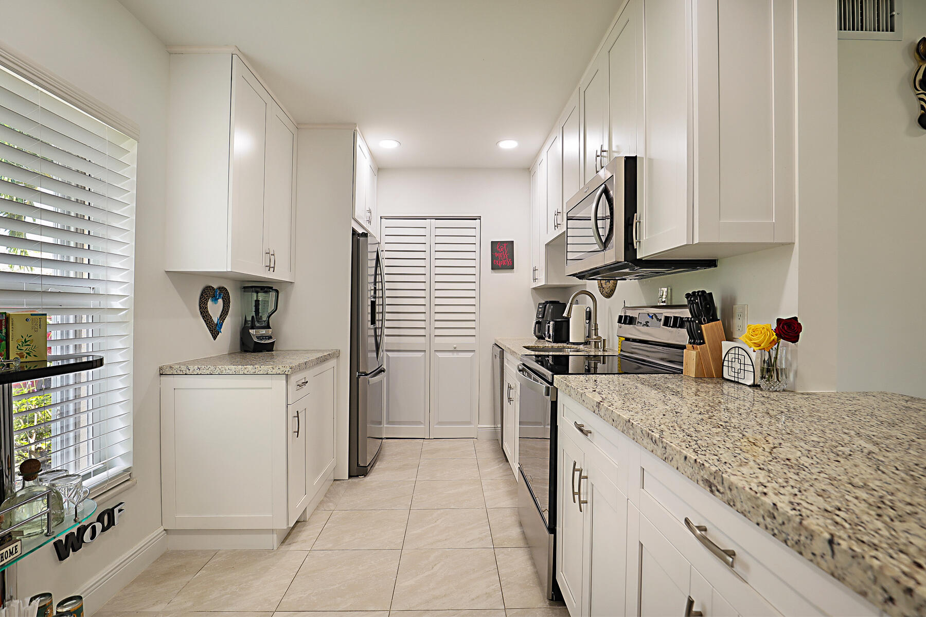 352 Covered Bridge Boulevard A Property Photo 4