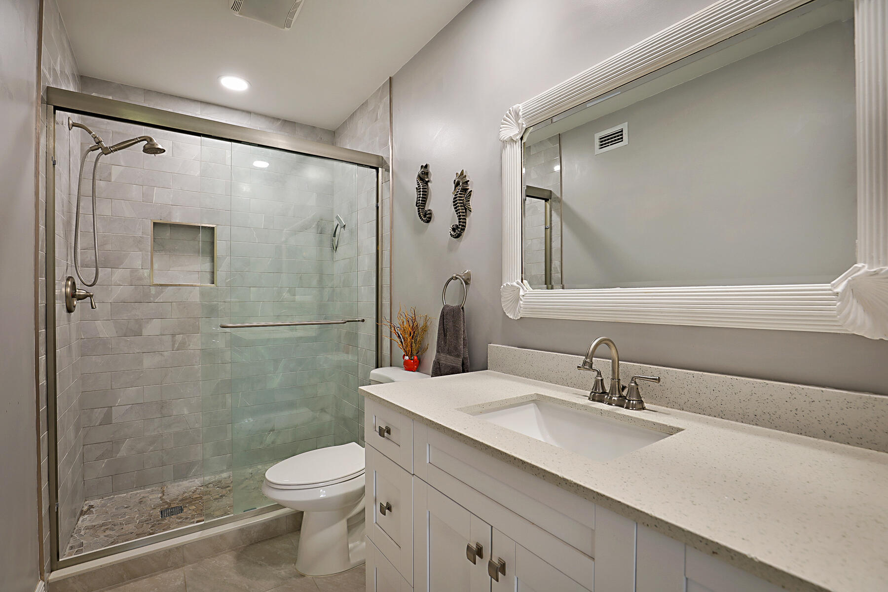 352 Covered Bridge Boulevard A Property Photo 17