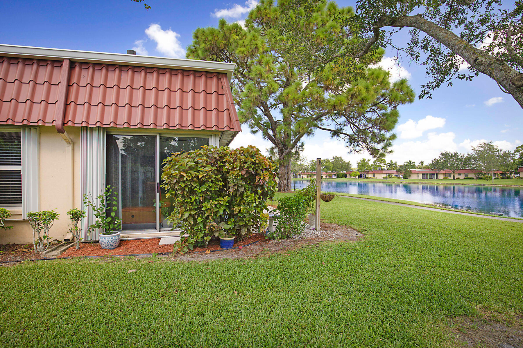 352 Covered Bridge Boulevard A Property Photo 27