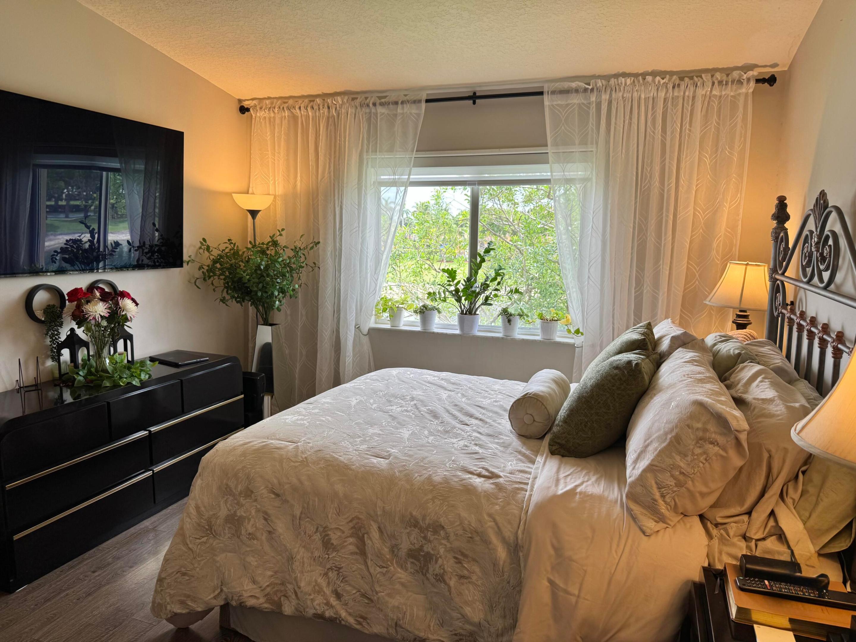 3478 Briar Bay Boulevard 206 Property Photo 8