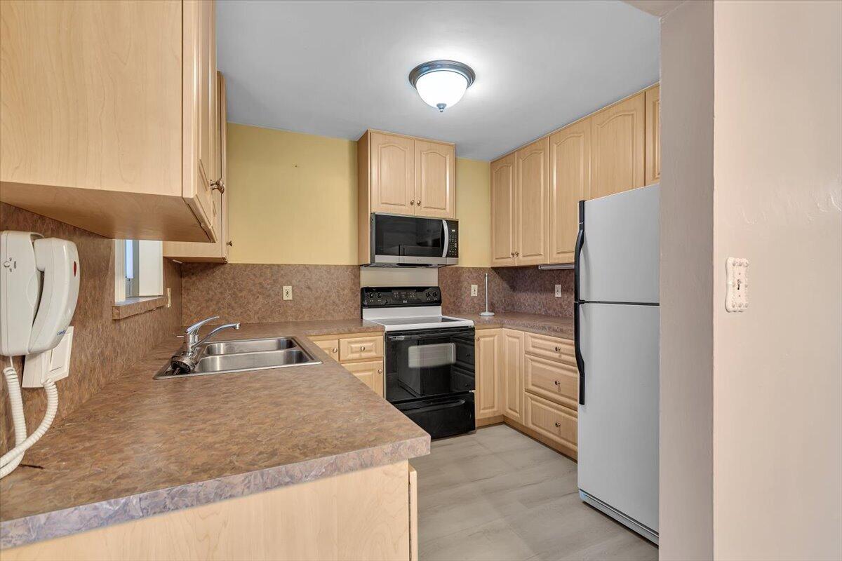 2080 Sw 38th Avenue Property Photo 12