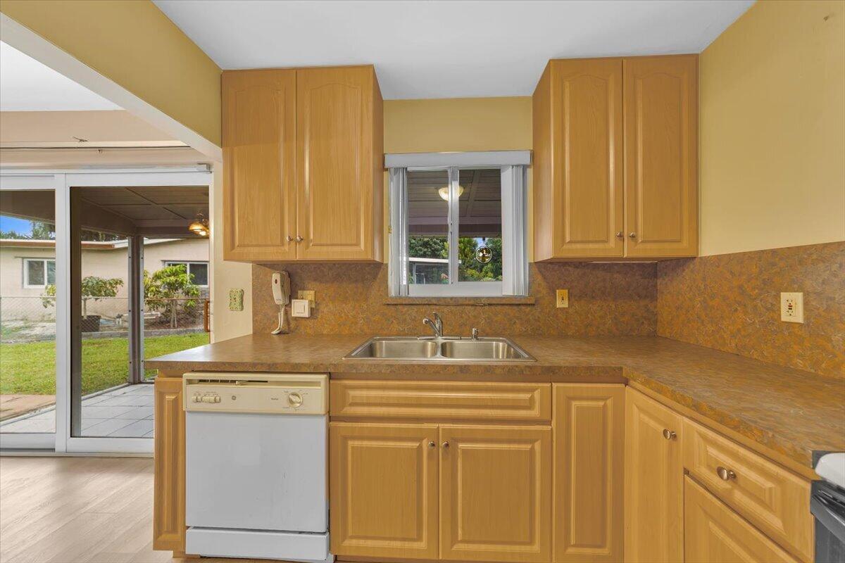 2080 Sw 38th Avenue Property Photo 15